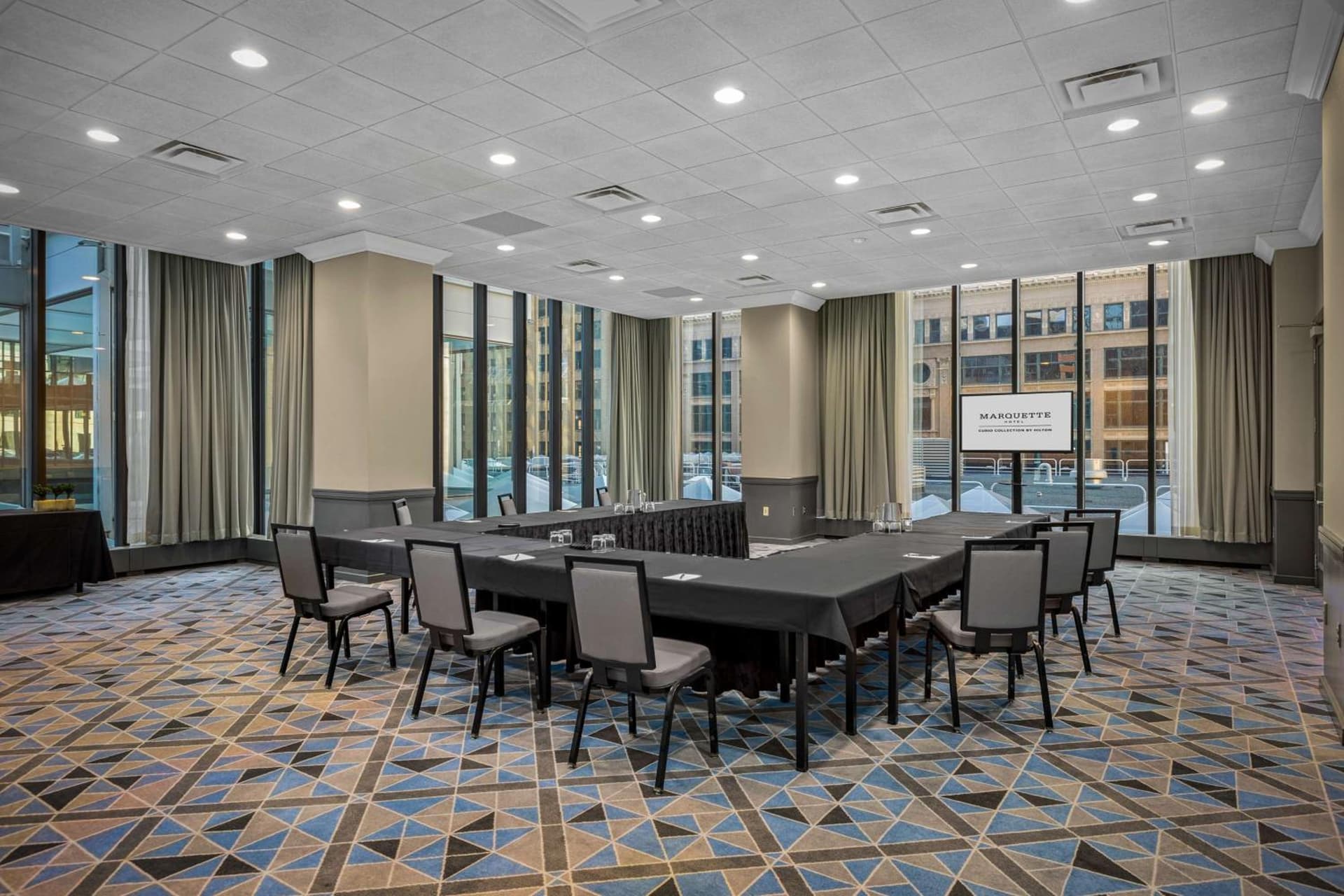 The Marquette Hotel, Curio Collection by Hilton gallery photo in Minneapolis, MN — image 15