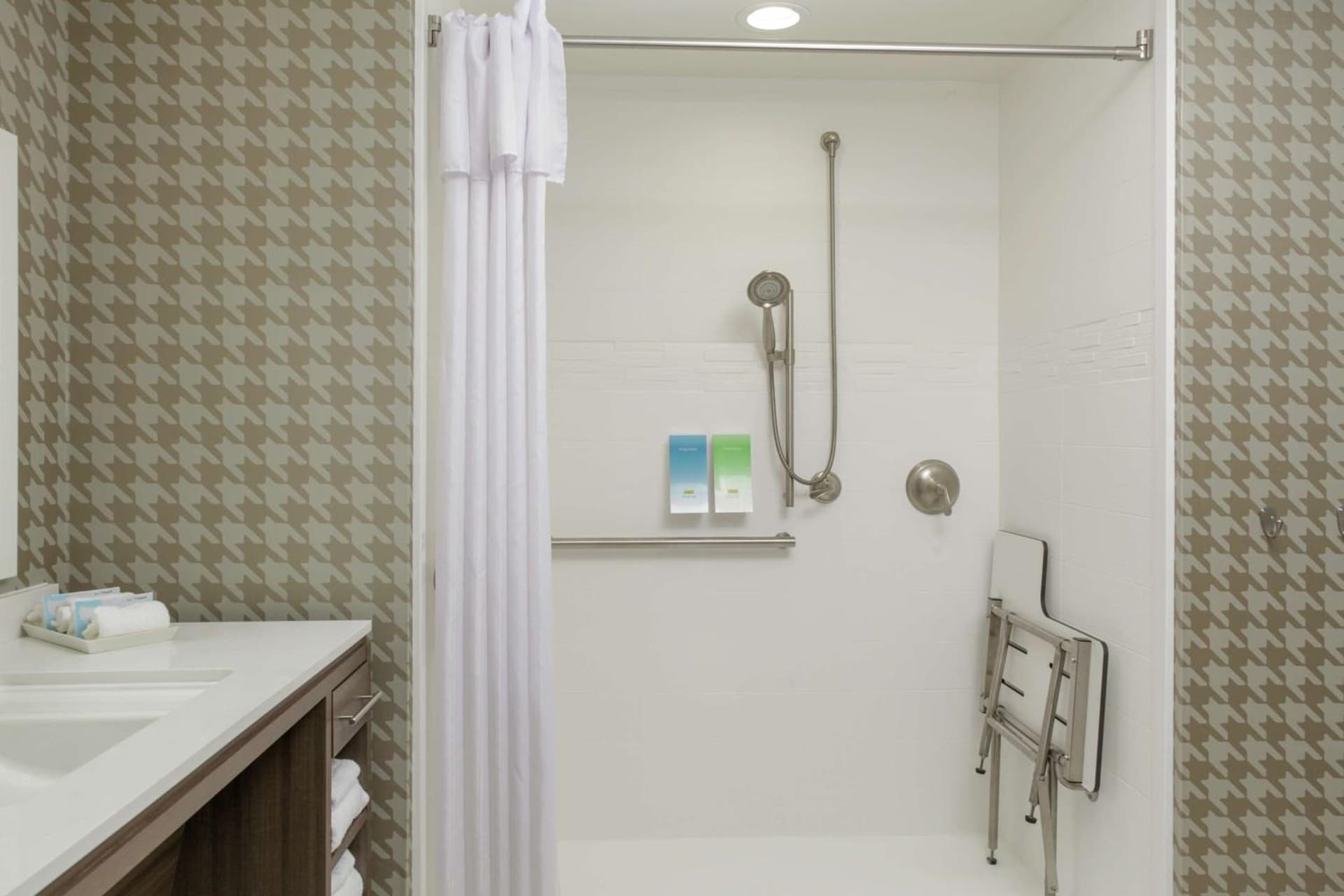 Home2 Suites By Hilton Fort Collins gallery photo in Fort Collins, CO — image 15