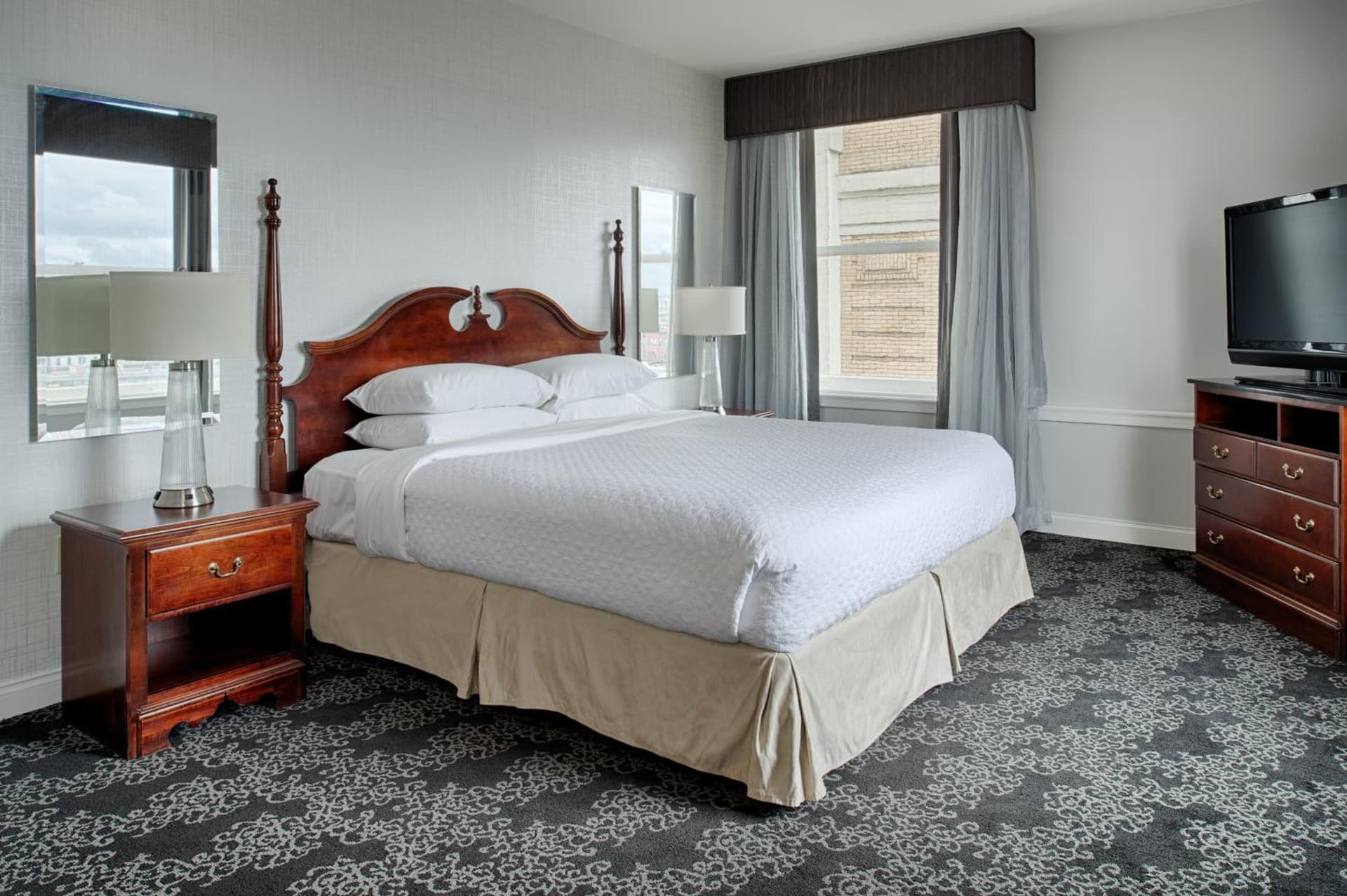 Embassy Suites by Hilton Portland Downtown gallery photo in Portland, OR — image 37