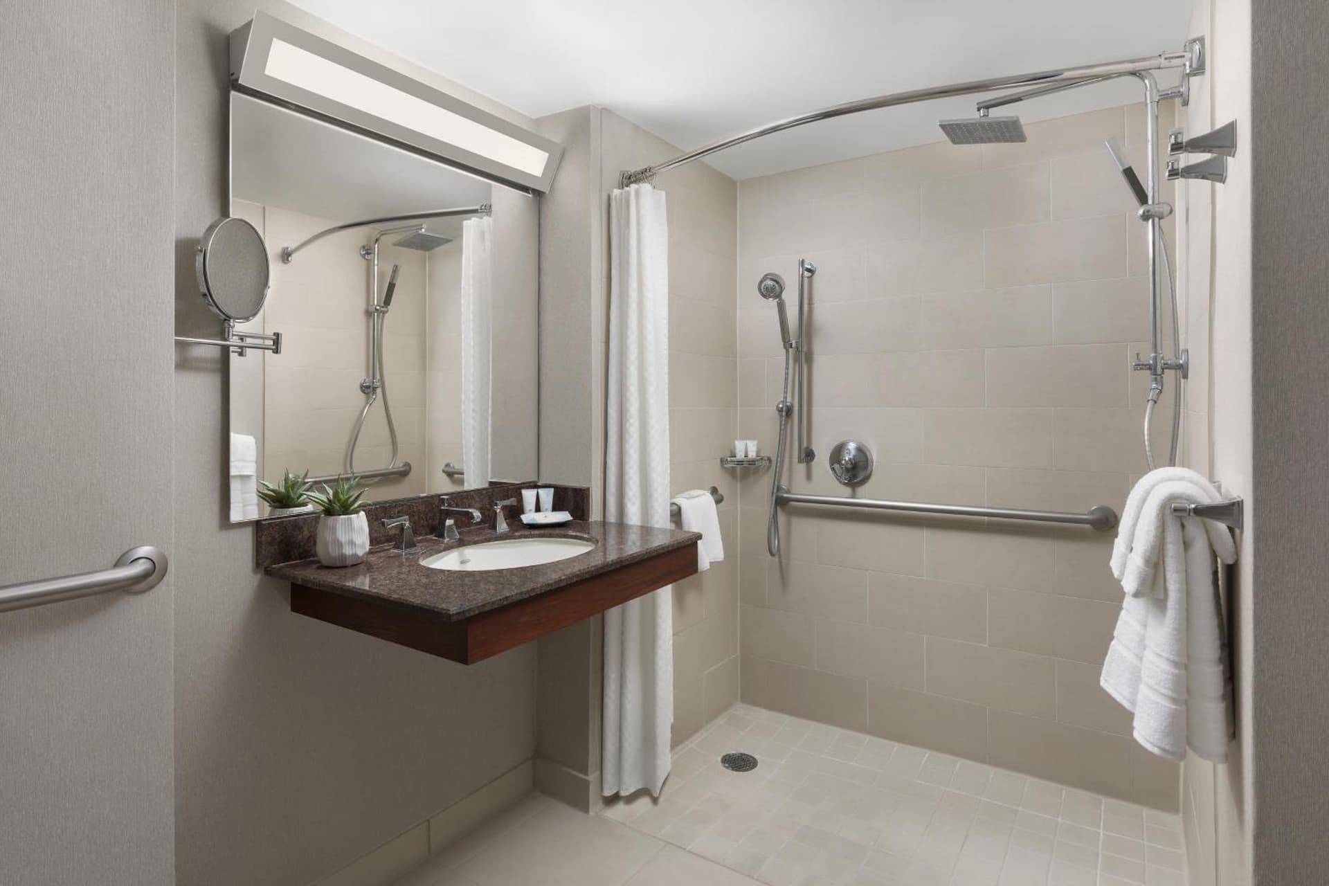 The Westin Long Beach gallery photo in Long Beach, CA — image 37