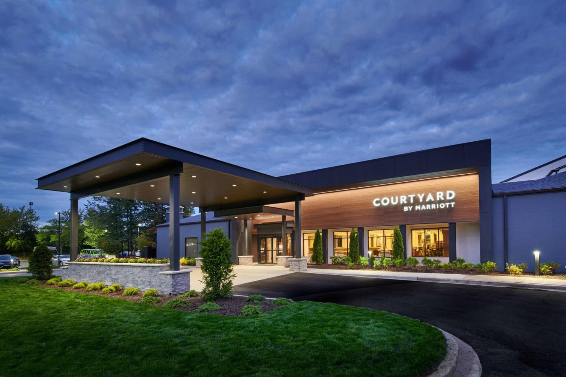 Courtyard Chicago Lincolnshire featured exterior or lobby in Lincolnshire, IL — similar hotel