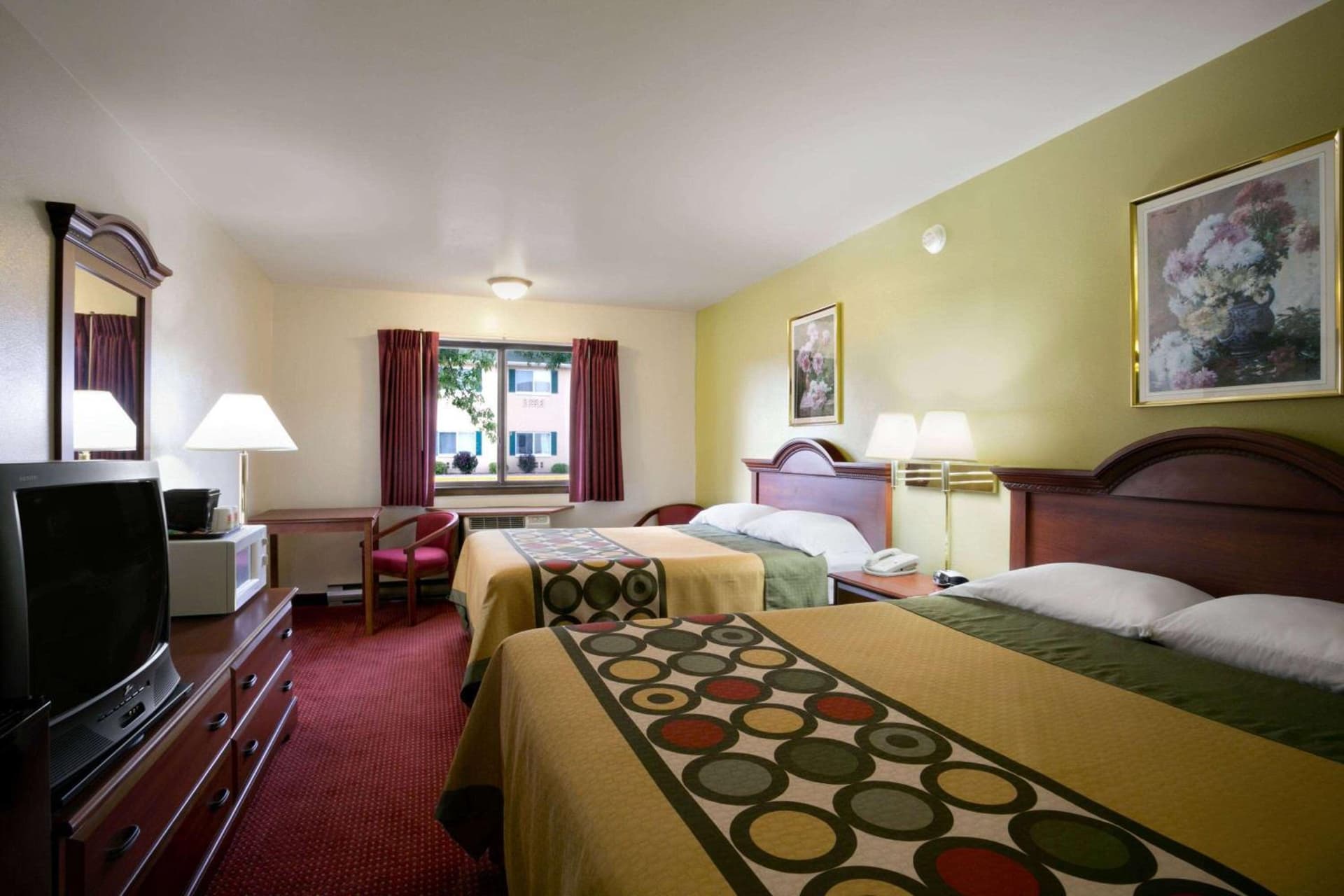 Super 8 by Wyndham Eau Claire WI gallery photo in Eau Claire, WI — image 17