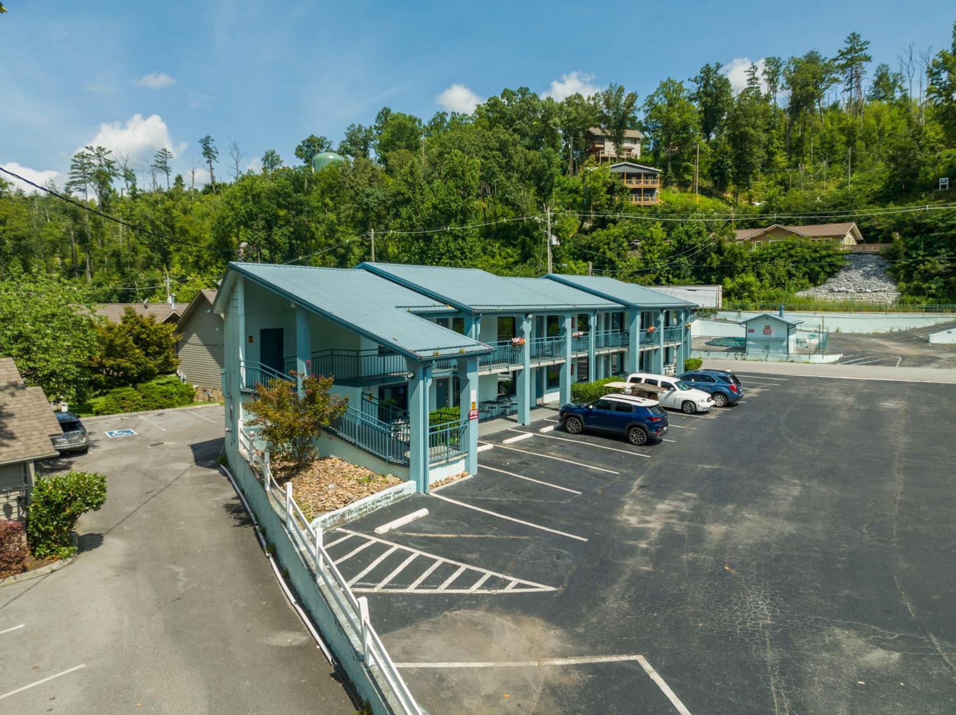 Country Town N' Suites interior in Gatlinburg, TN — gallery photo 2