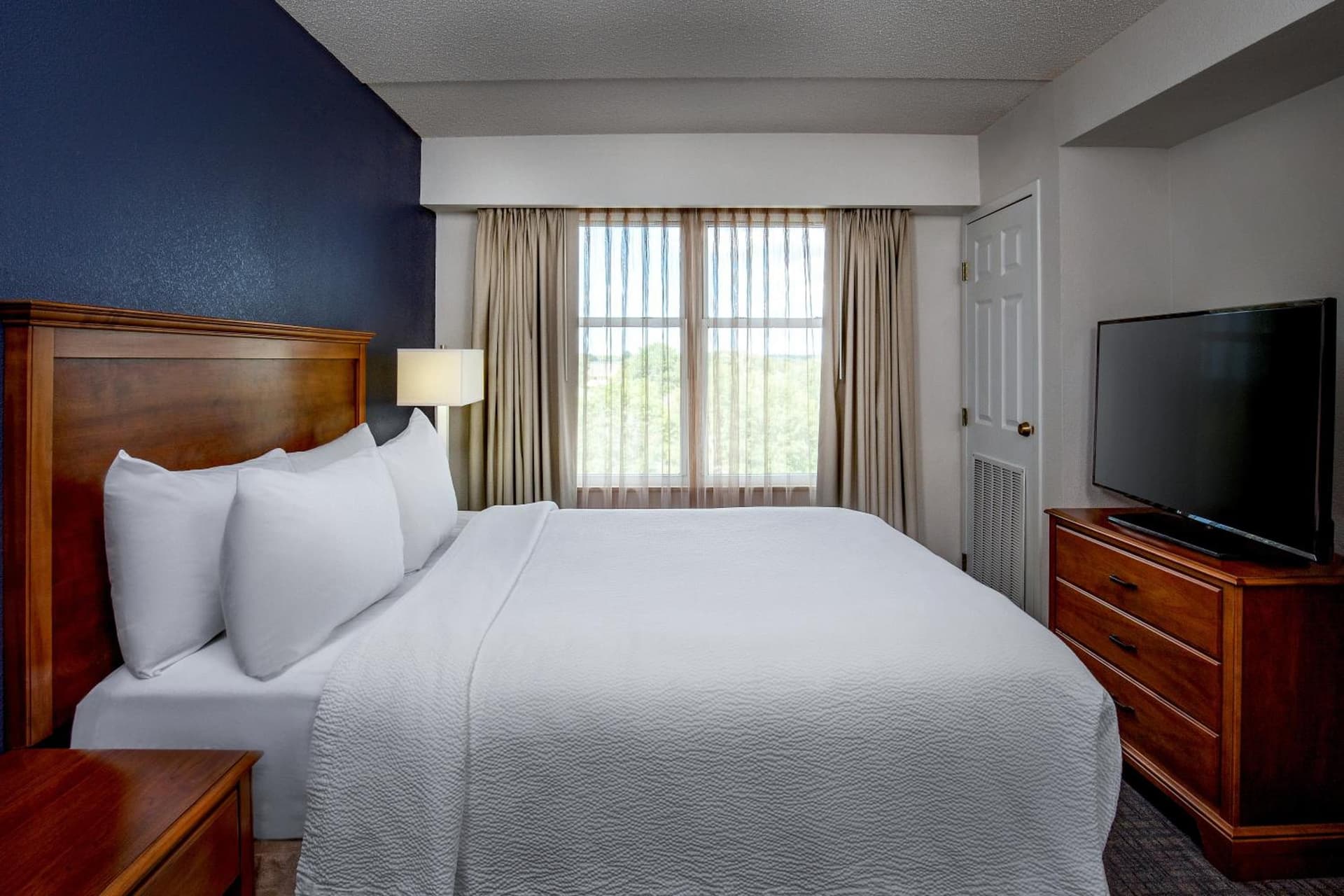 Residence Inn by Marriott Chesapeake Greenbrier gallery photo in Chesapeake, VA — image 49
