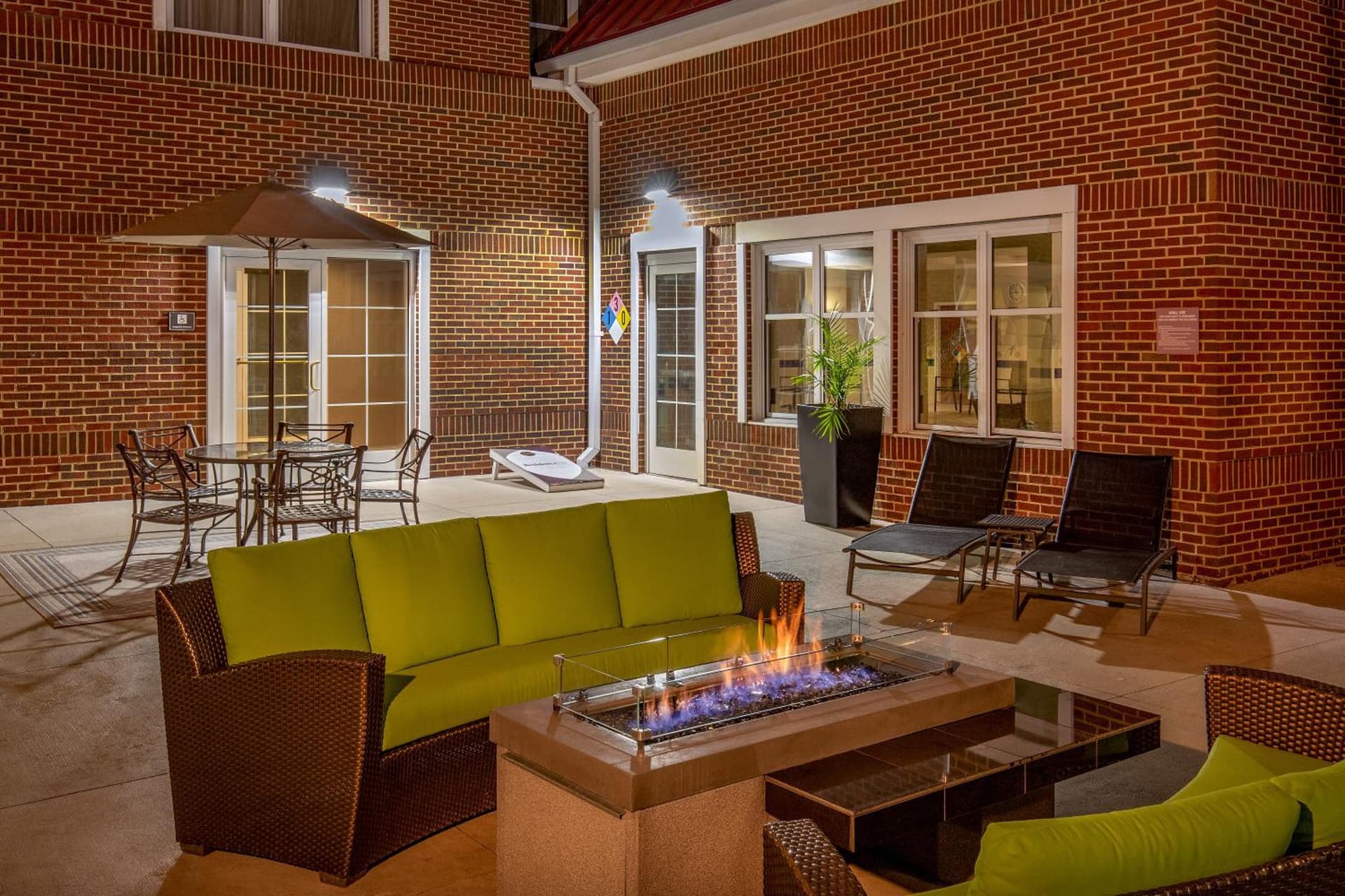 Residence Inn by Marriott Chesapeake Greenbrier gallery photo in Chesapeake, VA — image 63