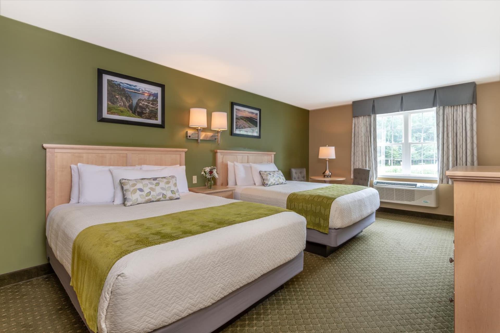 Acadia Inn property views in Bar Harbor — gallery photo 3