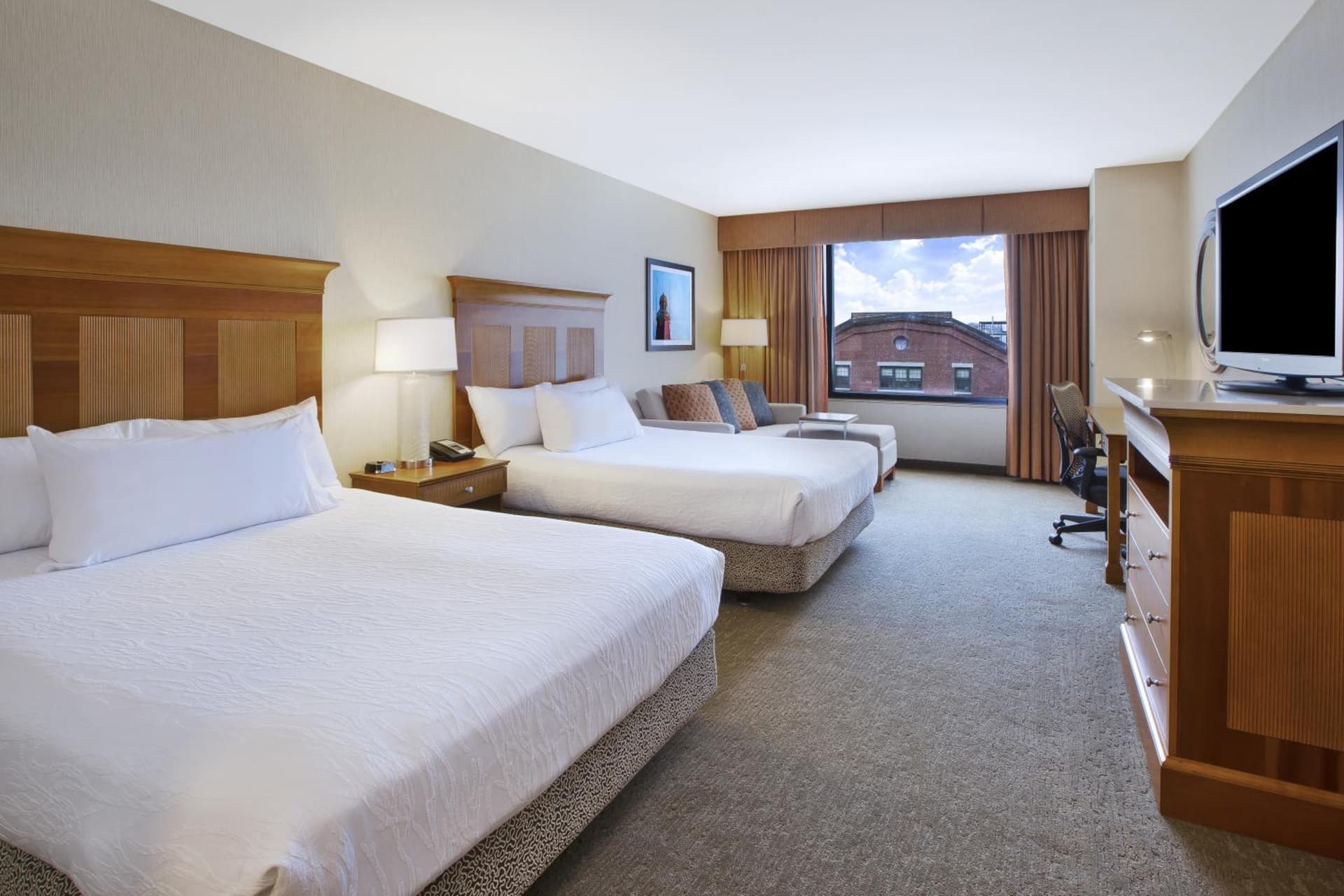 Hilton Garden Inn Portland Downtown Waterfront gallery photo in Portland, ME — image 32