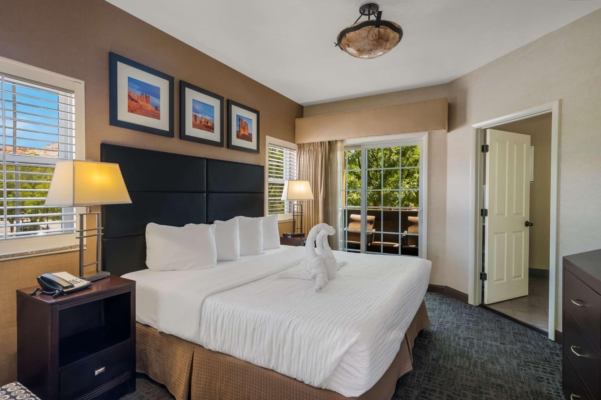 Best Western Plus Canyonlands Inn property views in Moab, UT — gallery photo 3