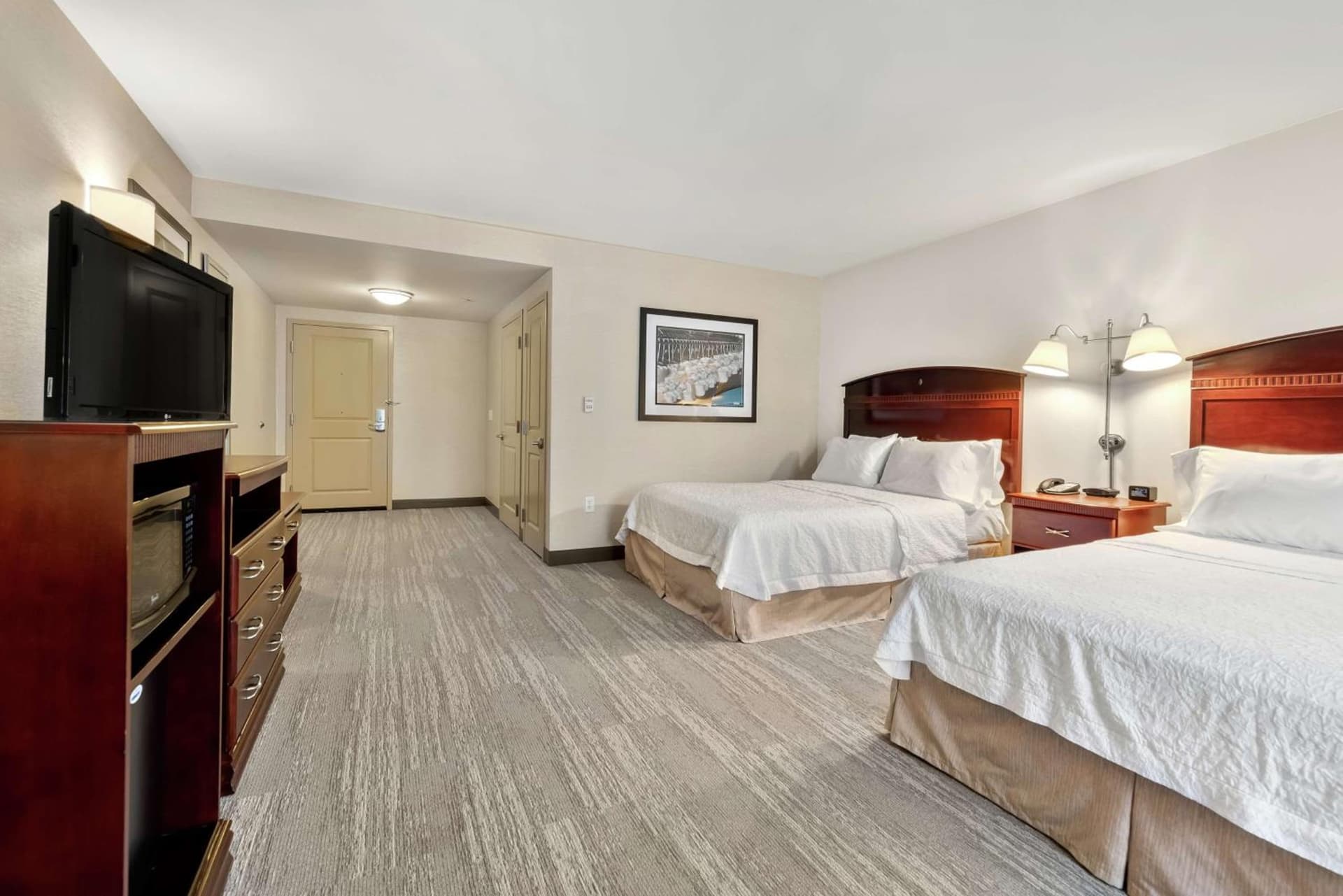 Hampton Inn Nashua gallery photo in Nashua, NH — image 16