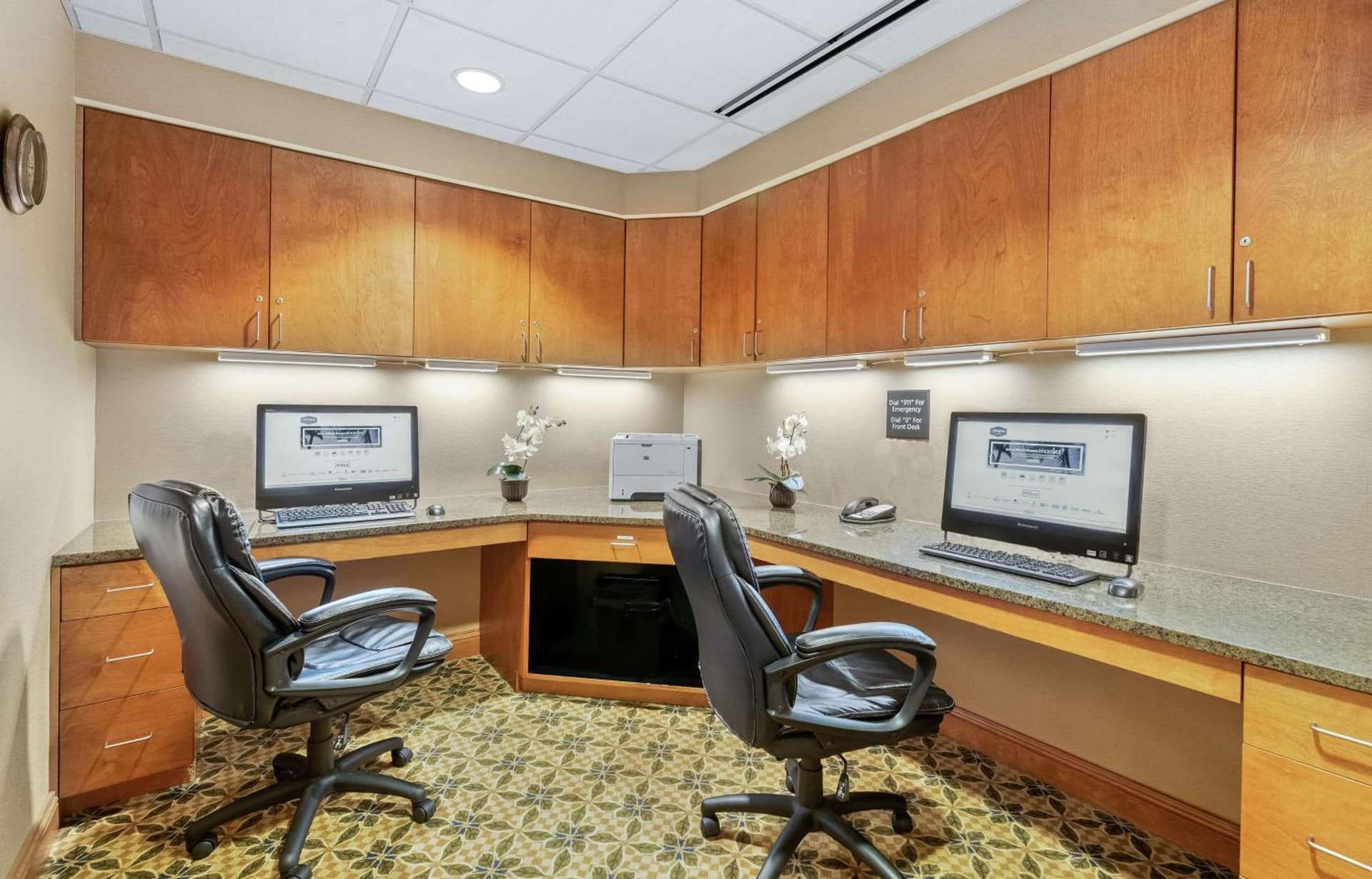 Hampton Inn Nashua gallery photo in Nashua, NH — image 4