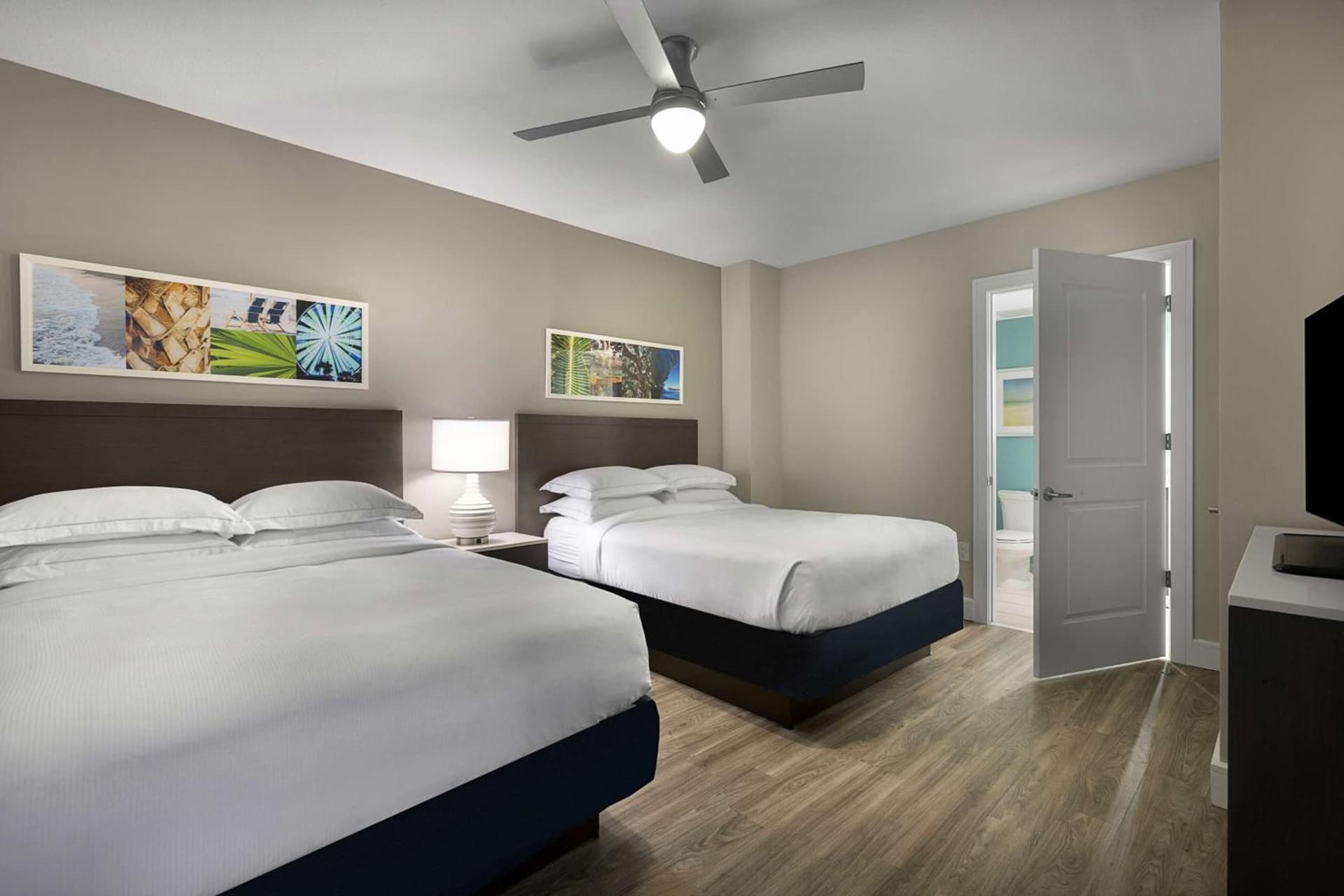 Hilton Grand Vacations Club Ocean 22 Myrtle Beach gallery photo in Myrtle Beach, SC — image 8
