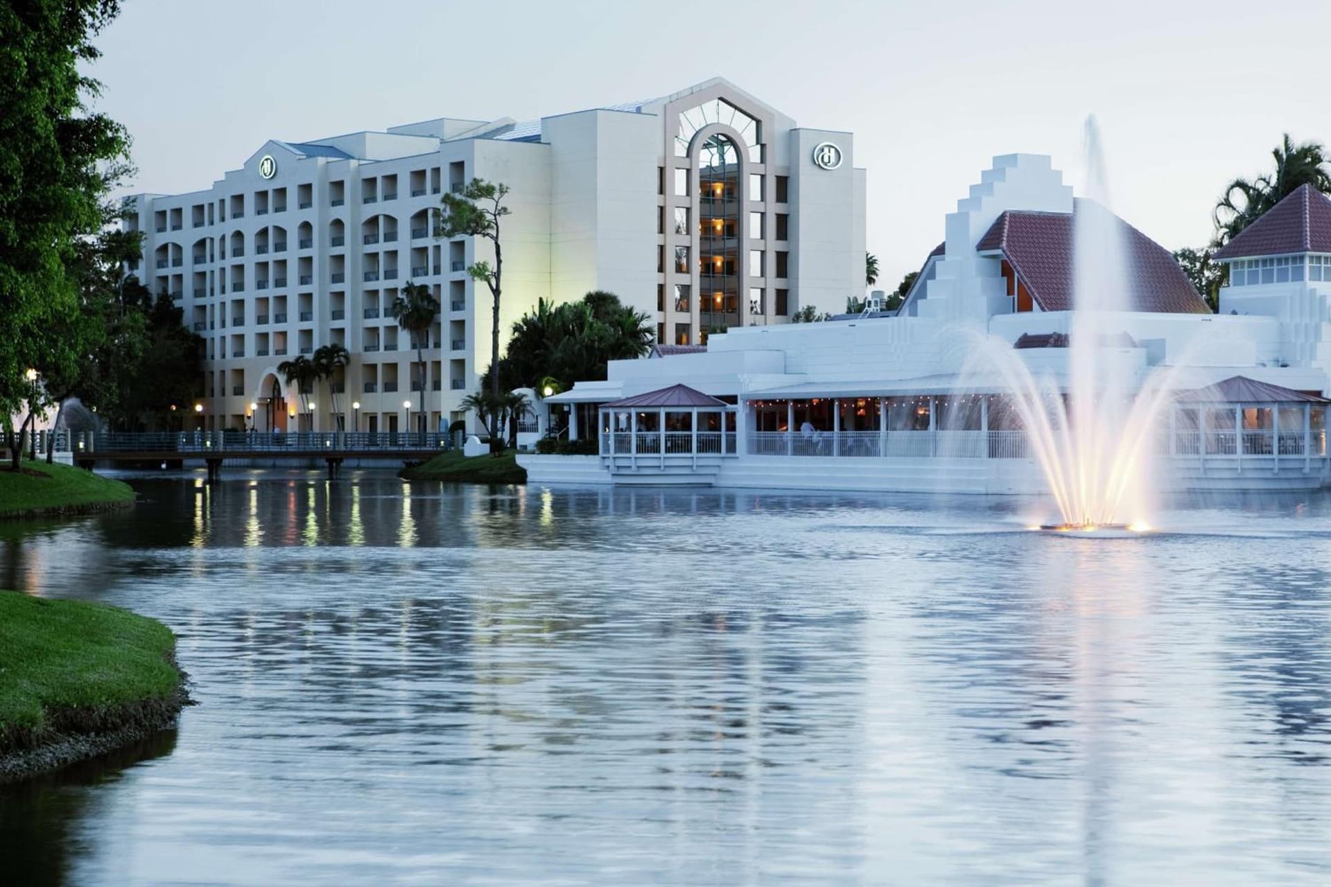 Hilton Boca Raton Suites - Newly Renovated gallery photo in Boca Raton, FL — image 6