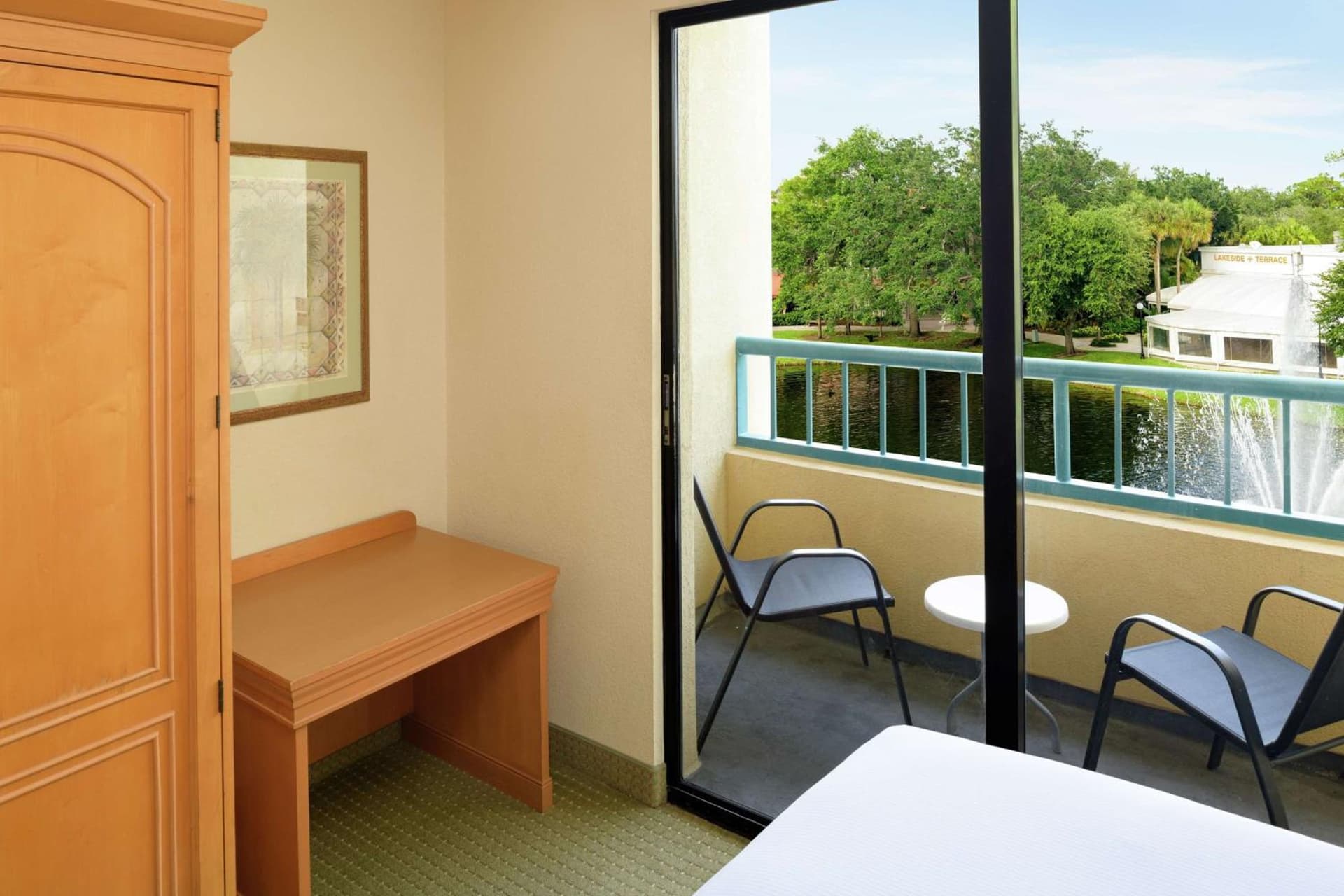 Hilton Boca Raton Suites - Newly Renovated gallery photo in Boca Raton, FL — image 14
