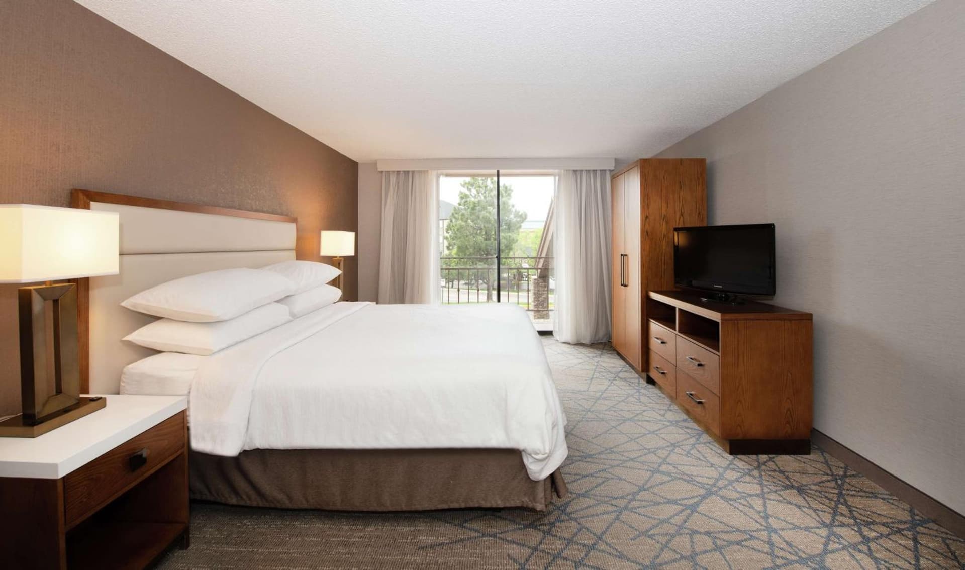 Embassy Suites by Hilton Colorado Springs gallery photo in Colorado Springs, CO — image 43
