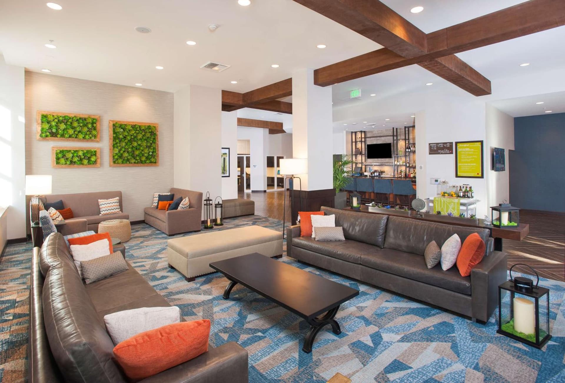 Hilton Garden Inn Burbank Los Angeles property views in Burbank, CA — gallery photo 3