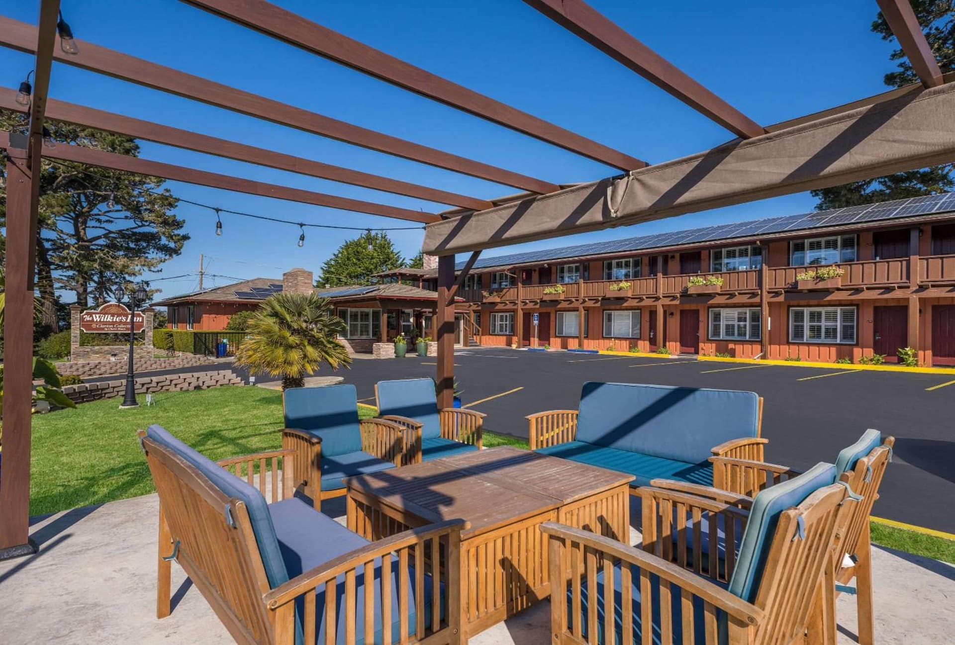 Clarion Collection Wilkie's Inn Pacific Grove - Monterey property views in Pacific Grove, CA — gallery photo 3