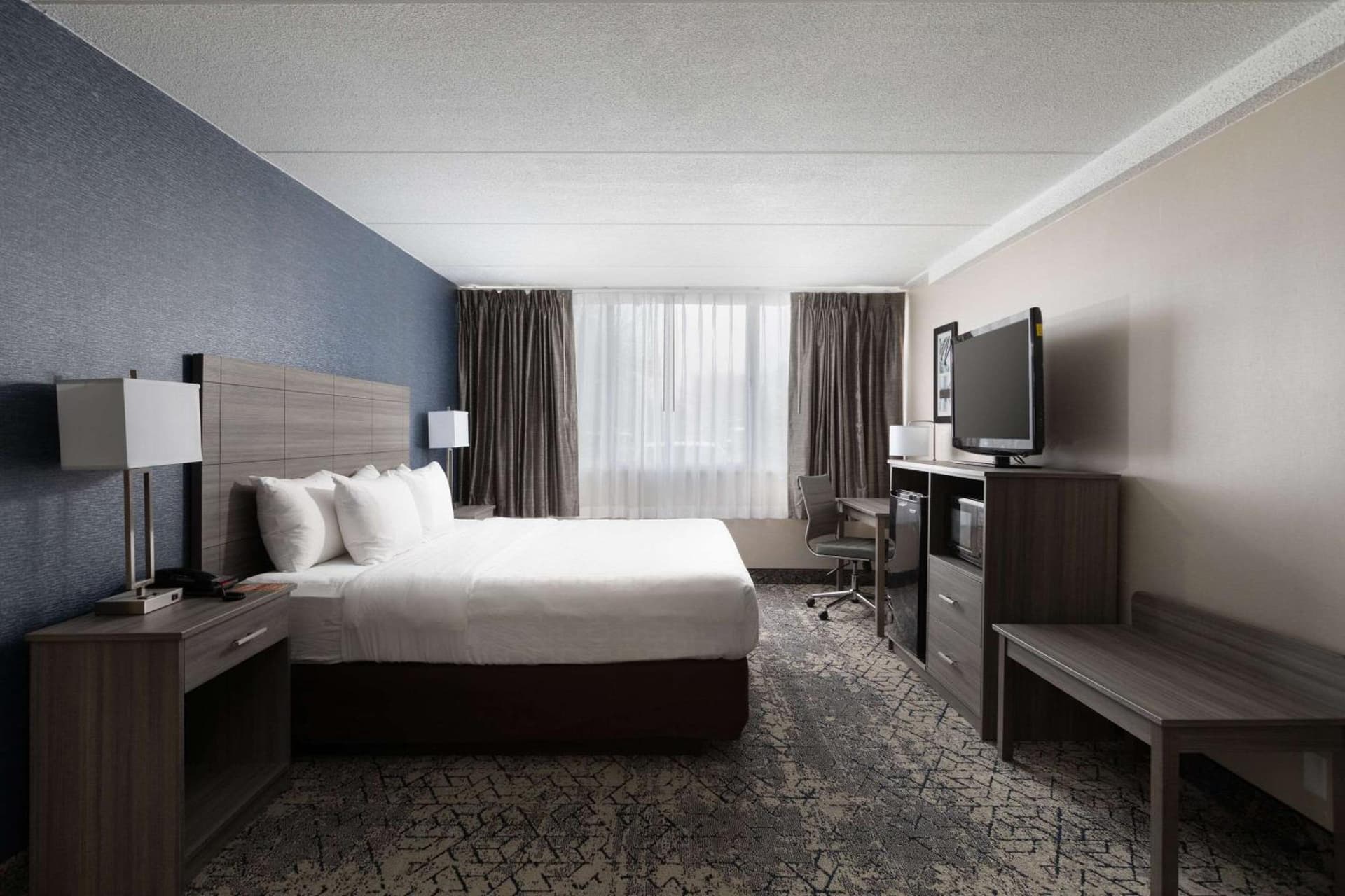 Clarion Hotel & Convention Center Joliet gallery photo in Joliet, IL — image 50