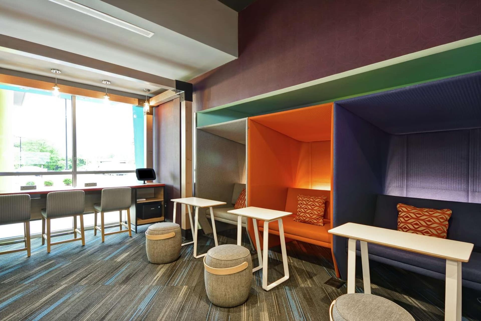 Tru By Hilton Chicopee Springfield interior in Chicopee, MA — gallery photo 2
