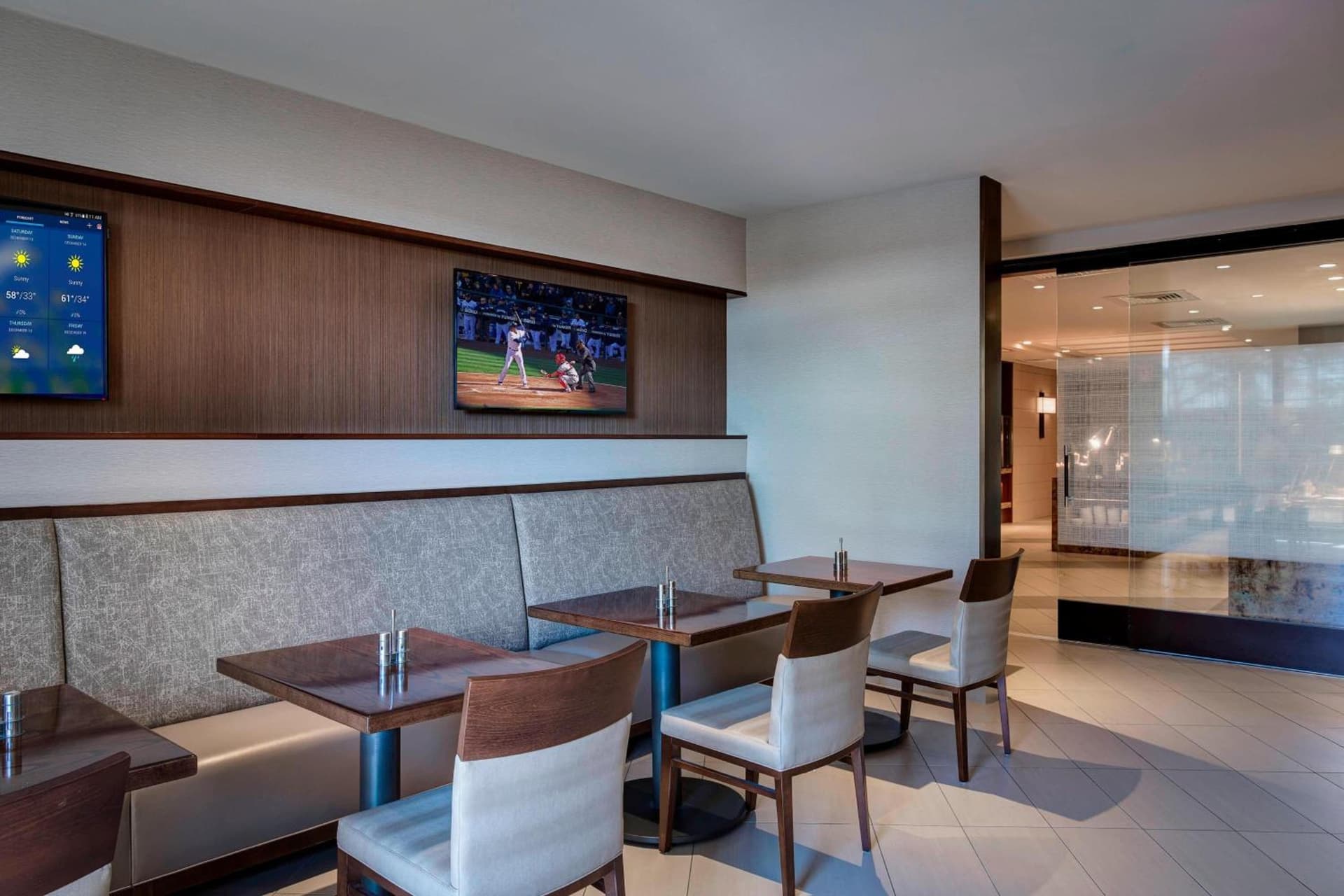Houston Airport Marriott at George Bush Intercontinental gallery photo in Houston, TX — image 31