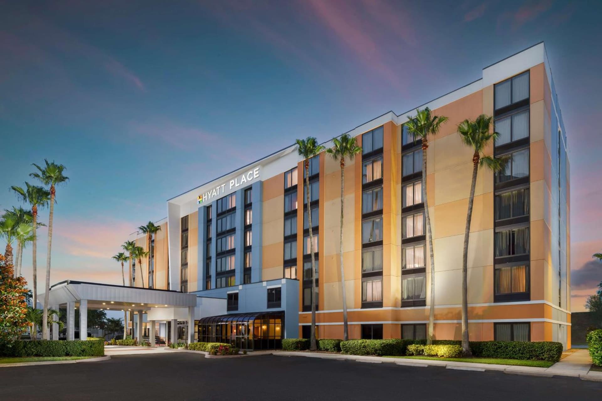 Hyatt Place across from Universal Orlando Resort featured exterior or lobby in Orlando, FL — similar hotel