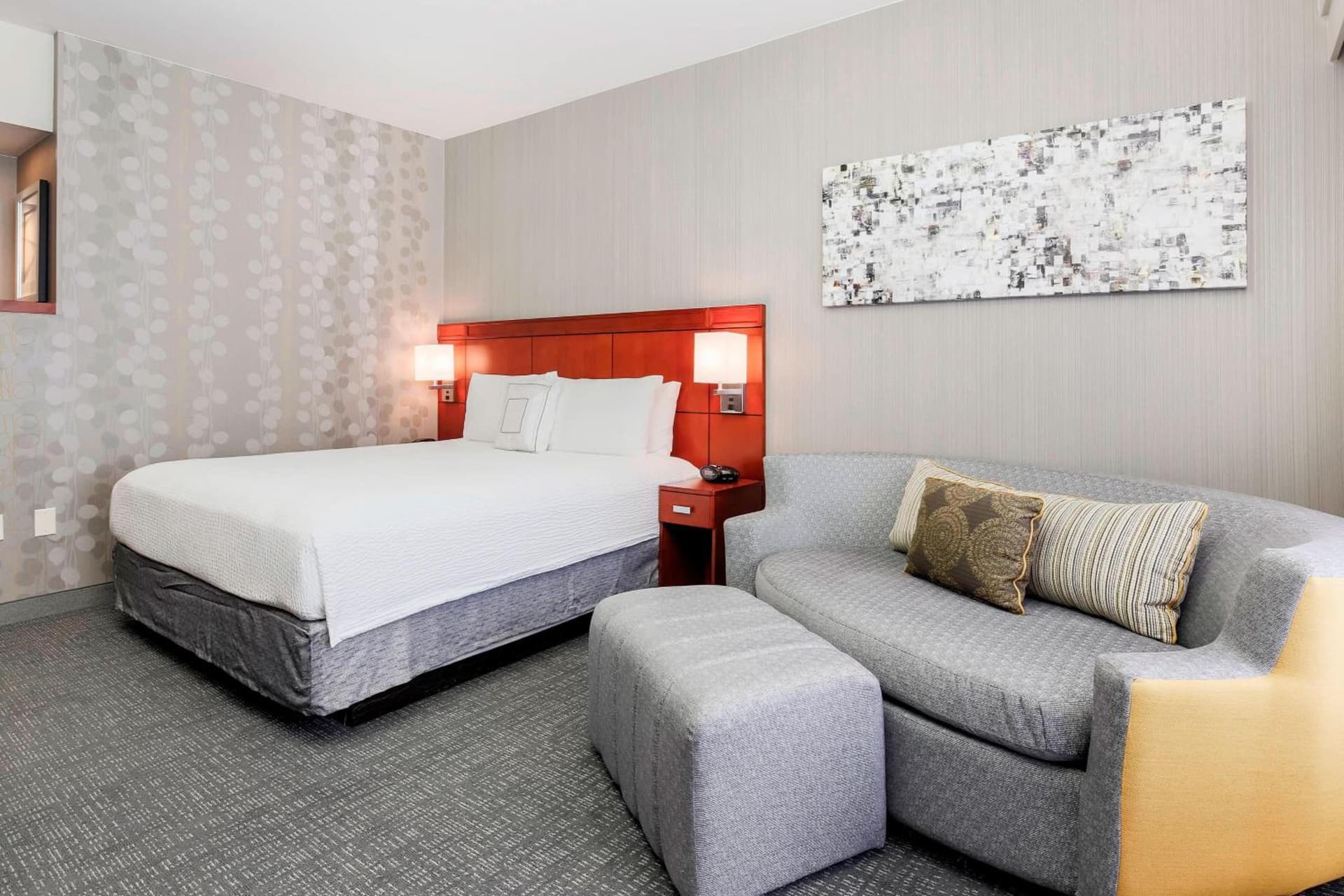 Courtyard by Marriott Dallas Arlington South gallery photo in Arlington, TX — image 4