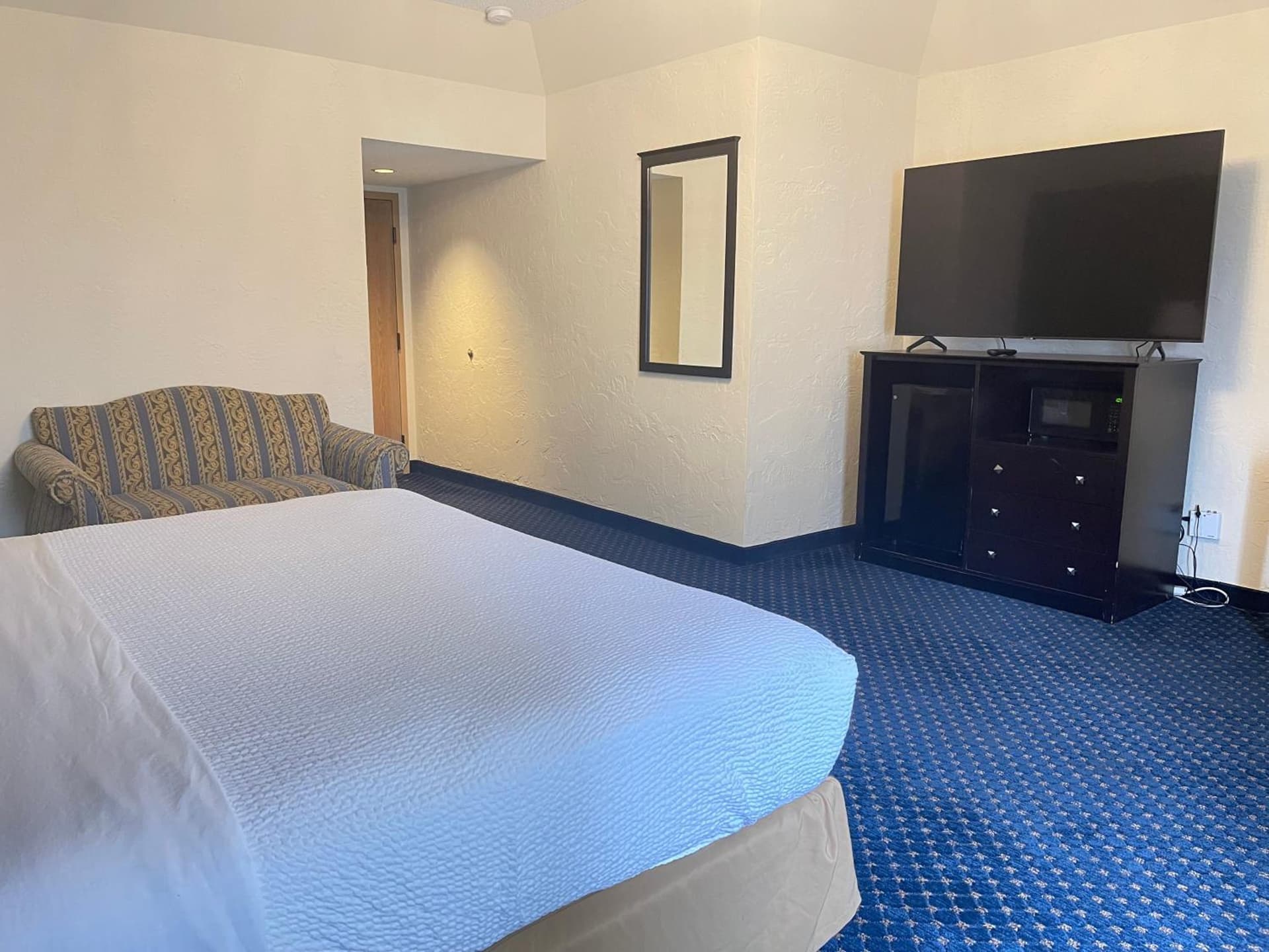 Chateau Hotel and Conference Center gallery photo in Bloomington, IL — image 14