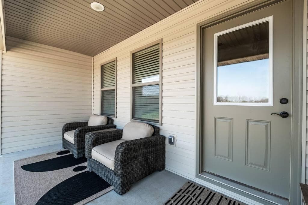NEW! Beautiful and Spacious Home featured exterior or lobby in Ozark, MO — similar hotel