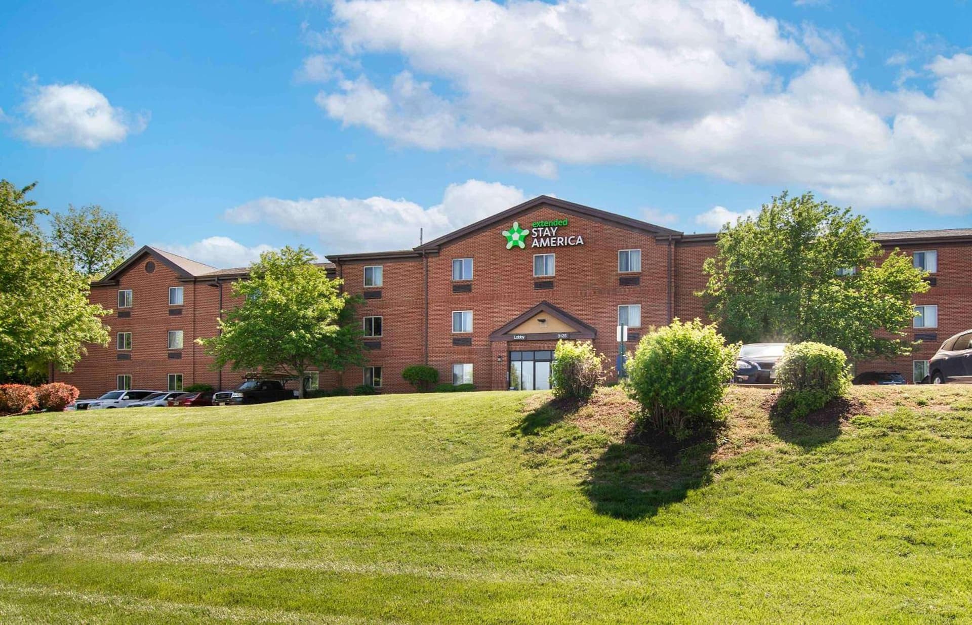 Extended Stay America Select Suites - St Louis - Earth City interior in Earth City — gallery photo 2
