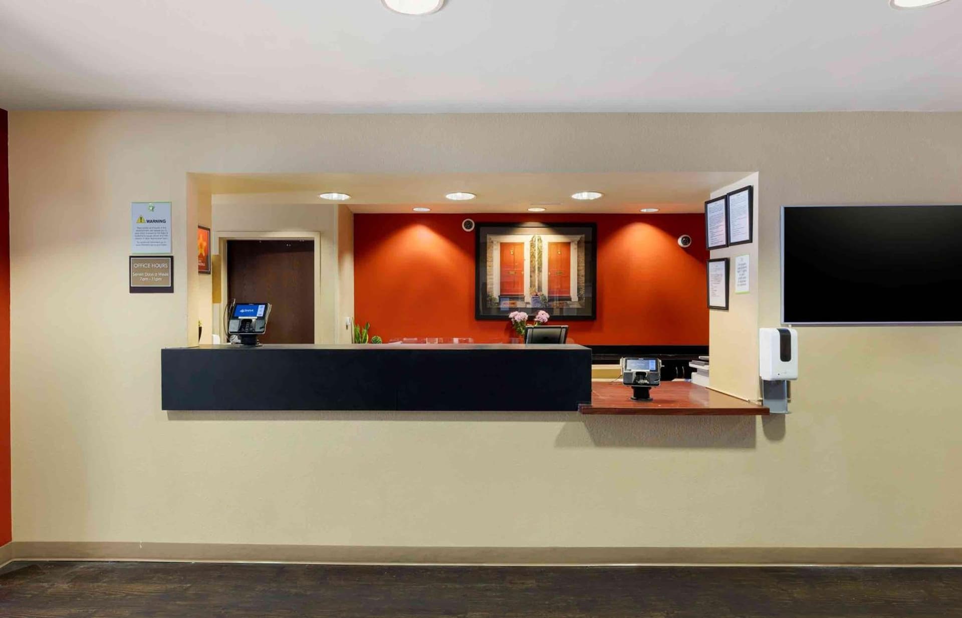 Extended Stay America Suites - San Diego - Carlsbad Village by the Sea property views in Carlsbad, CA — gallery photo 3
