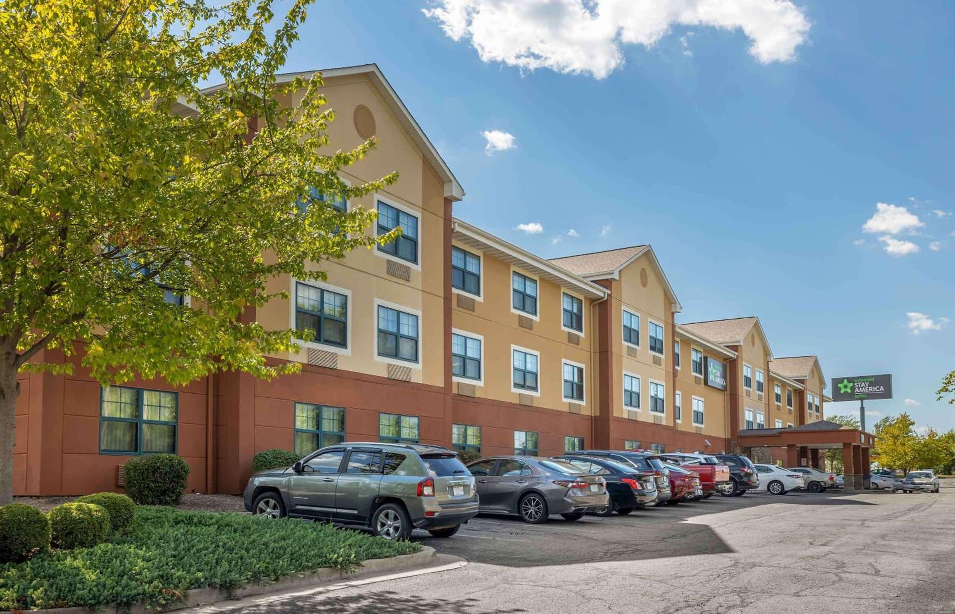 Extended Stay America Select Suites - Columbia - Stadium Blvd featured exterior or lobby in Columbia, MO — similar hotel