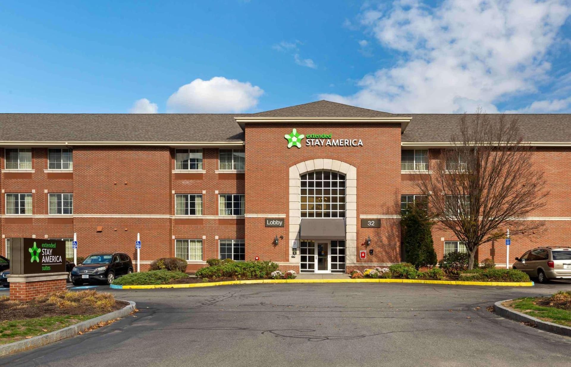 Extended Stay America Suites - Boston - Waltham - 32 4th Ave — hotel in Waltham, Massachusetts