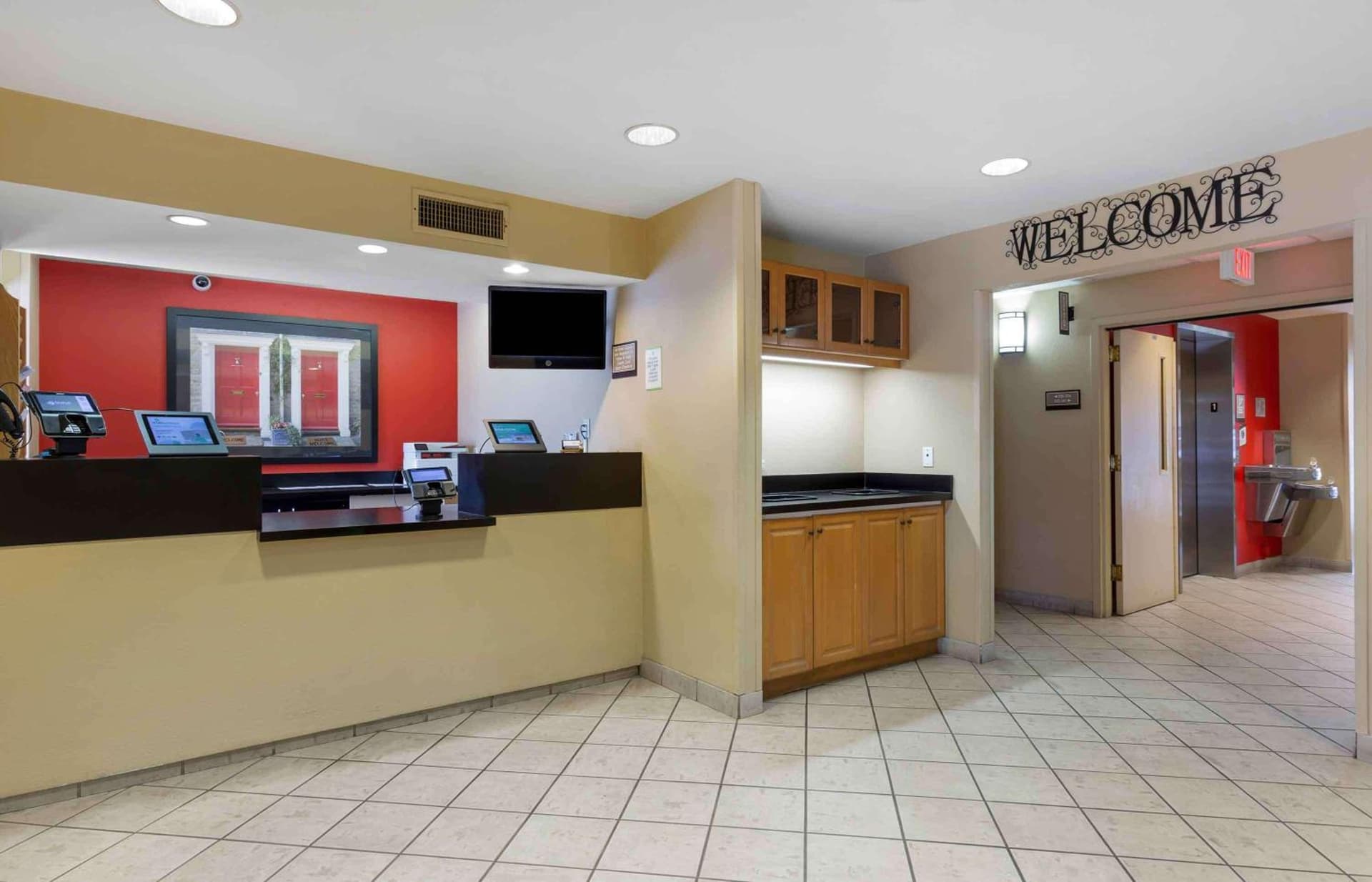 Extended Stay America Suites - Phoenix - Scottsdale property views in Scottsdale, AZ — gallery photo 3