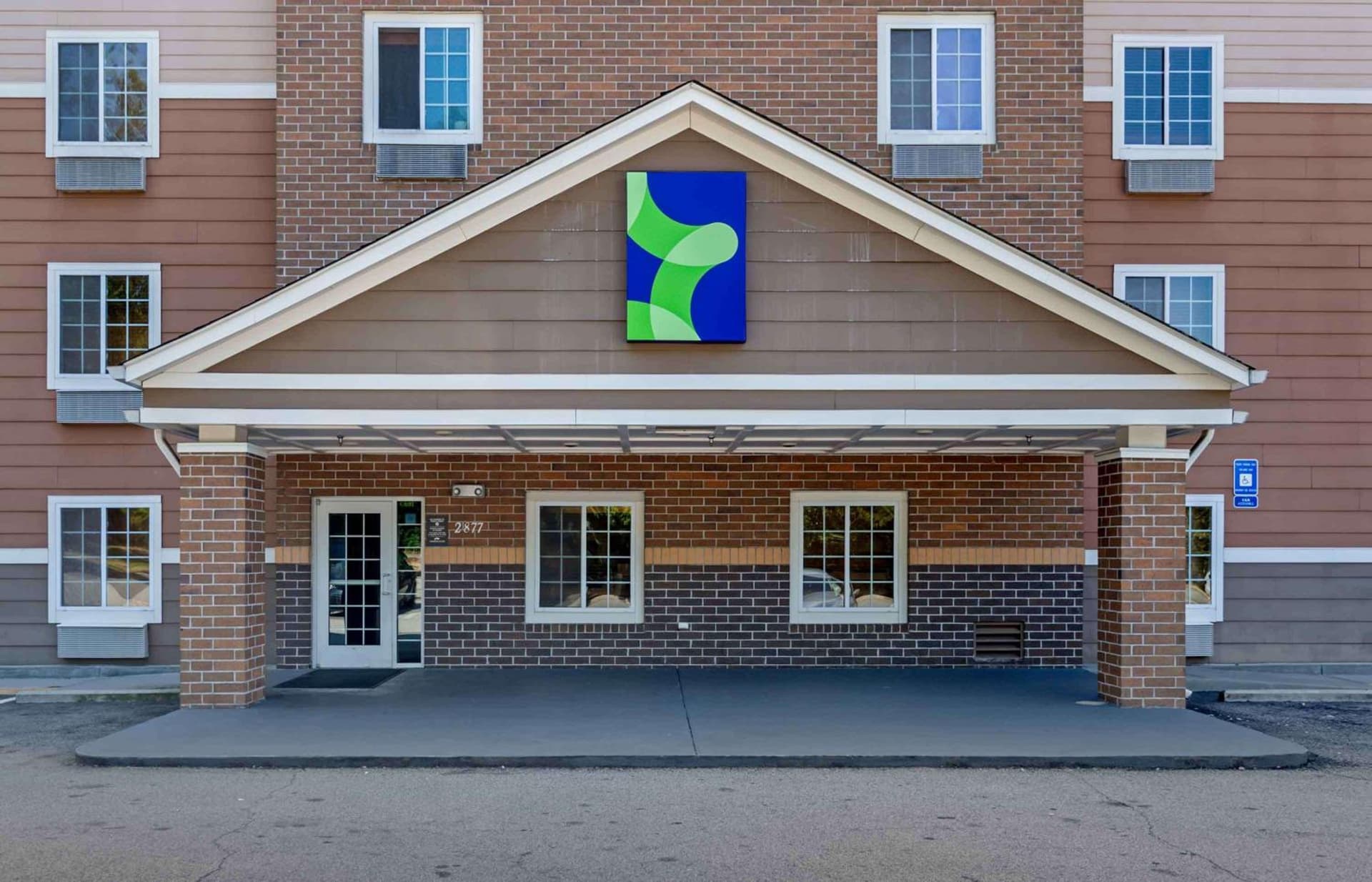 Extended Stay America Select Suites - Atlanta - Chamblee featured exterior or lobby in Atlanta, GA — similar hotel