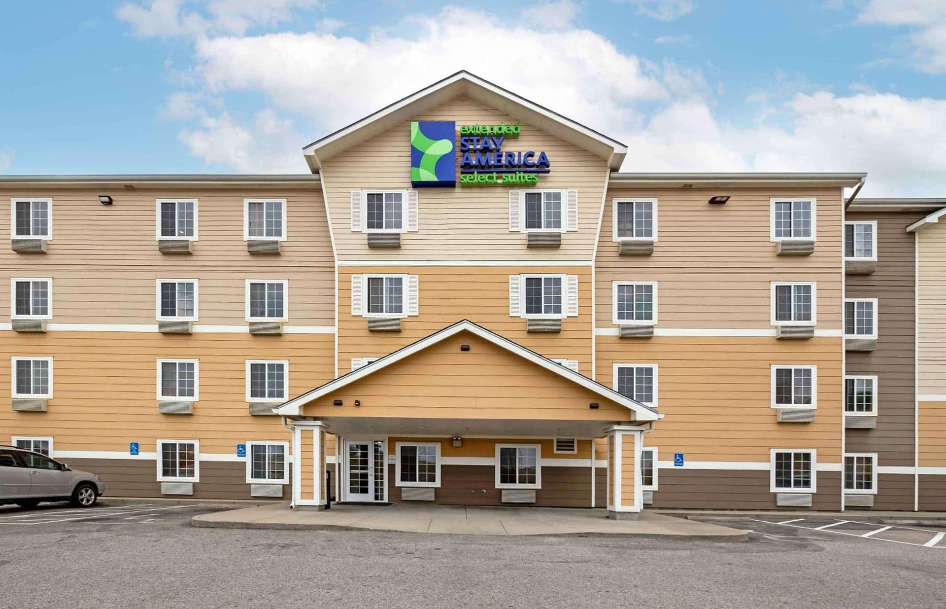Extended Stay America Select Suites - Wichita - Airport featured exterior or lobby in Wichita, KS — similar hotel