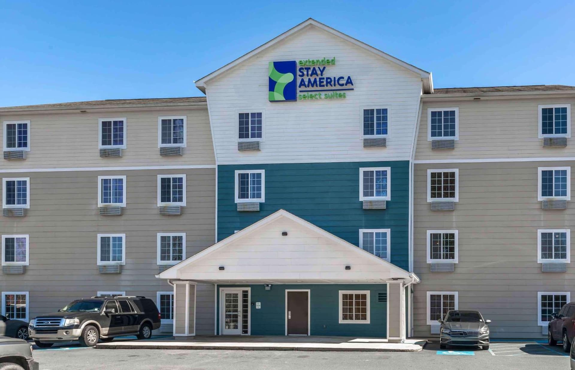 Studio 6 Extended Stay Shreveport Airport LA featured exterior or lobby in Shreveport, LA — similar hotel