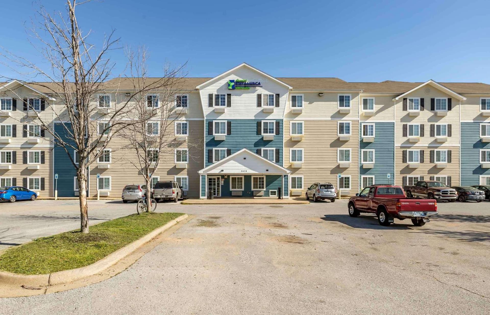 WoodSpring Suites Fayetteville I-49 featured exterior or lobby in Fayetteville, AR — similar hotel