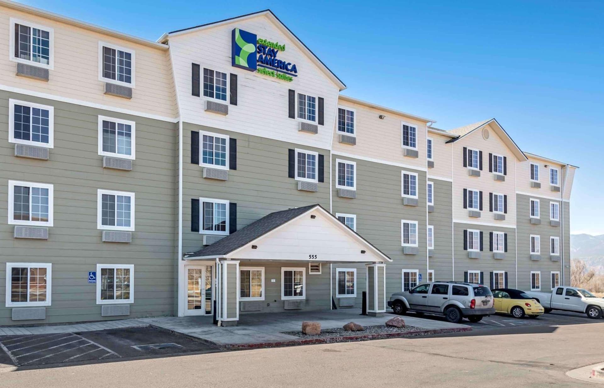 Extended Stay America Select Suites - Colorado Springs - Airport featured exterior or lobby in Colorado Springs, CO — similar hotel
