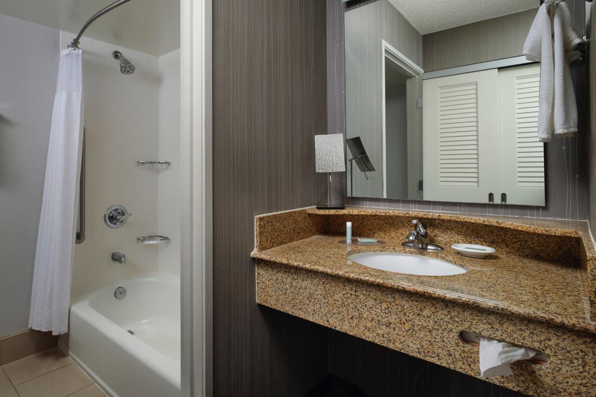 Courtyard by Marriott Stockton gallery photo in Stockton, CA — image 32
