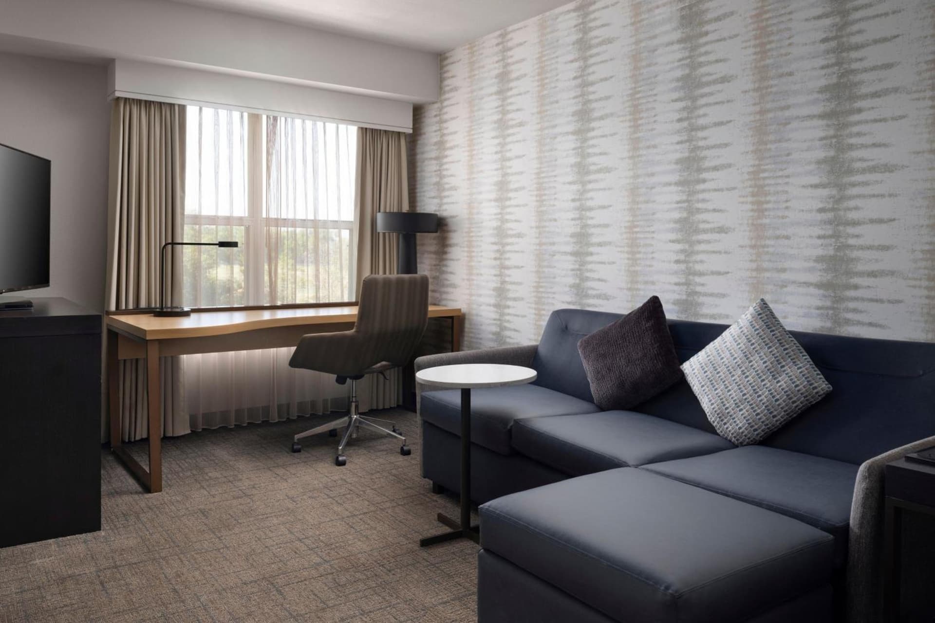Residence Inn by Marriott Stockton gallery photo in Stockton, CA — image 8