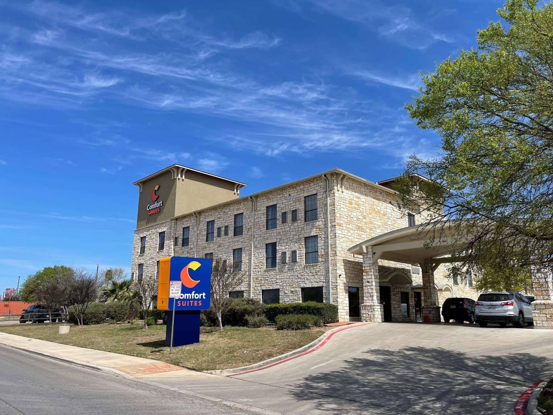 Comfort Suites SeaWorld - Lackland AFB featured exterior or lobby in San Antonio, TX — similar hotel