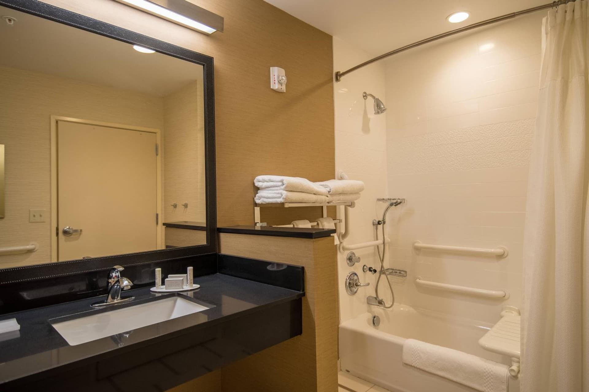 Fairfield Inn & Suites by Marriott Provo Orem gallery photo in Orem, UT — image 7