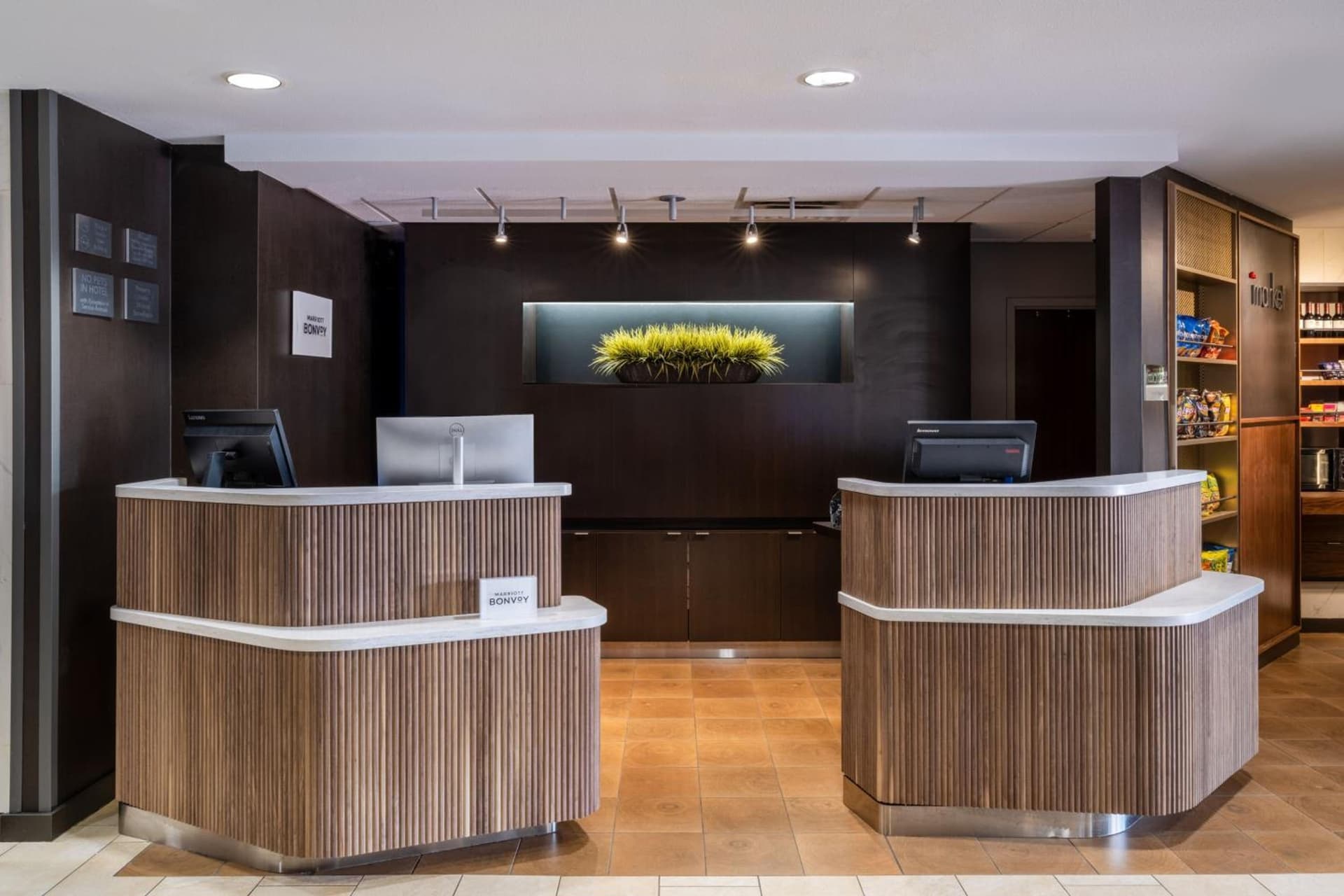 Courtyard by Marriott Denver Southwest Lakewood property views in Lakewood, CO — gallery photo 3