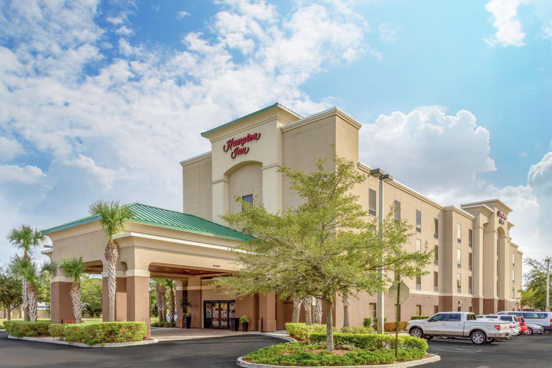 Hampton Inn Okeechobee - Lake Okeechobee interior in Okeechobee, FL — gallery photo 2