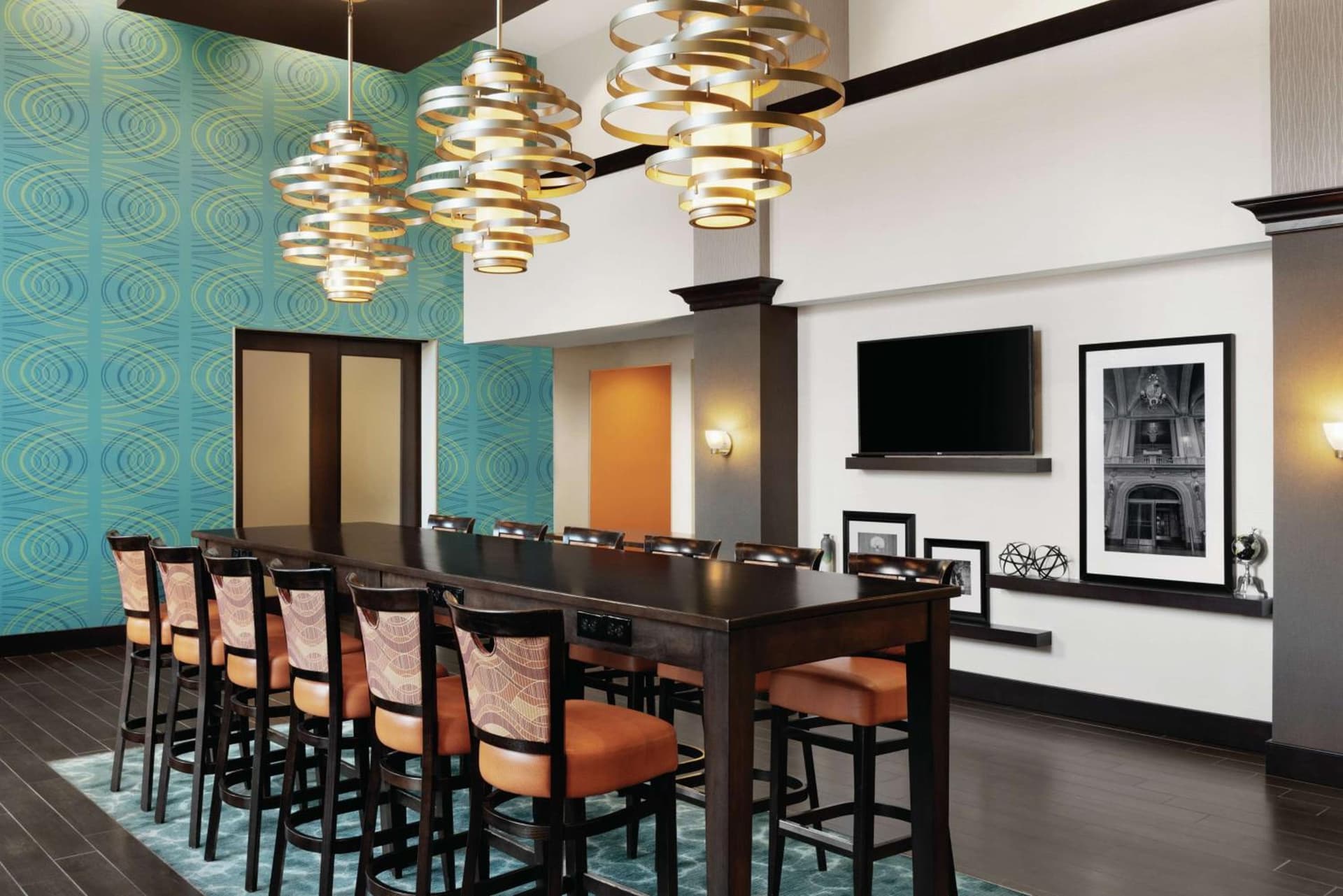 Hampton Inn & Suites Mishawaka/South Bend at Heritage Square gallery photo in South Bend, IN — image 41