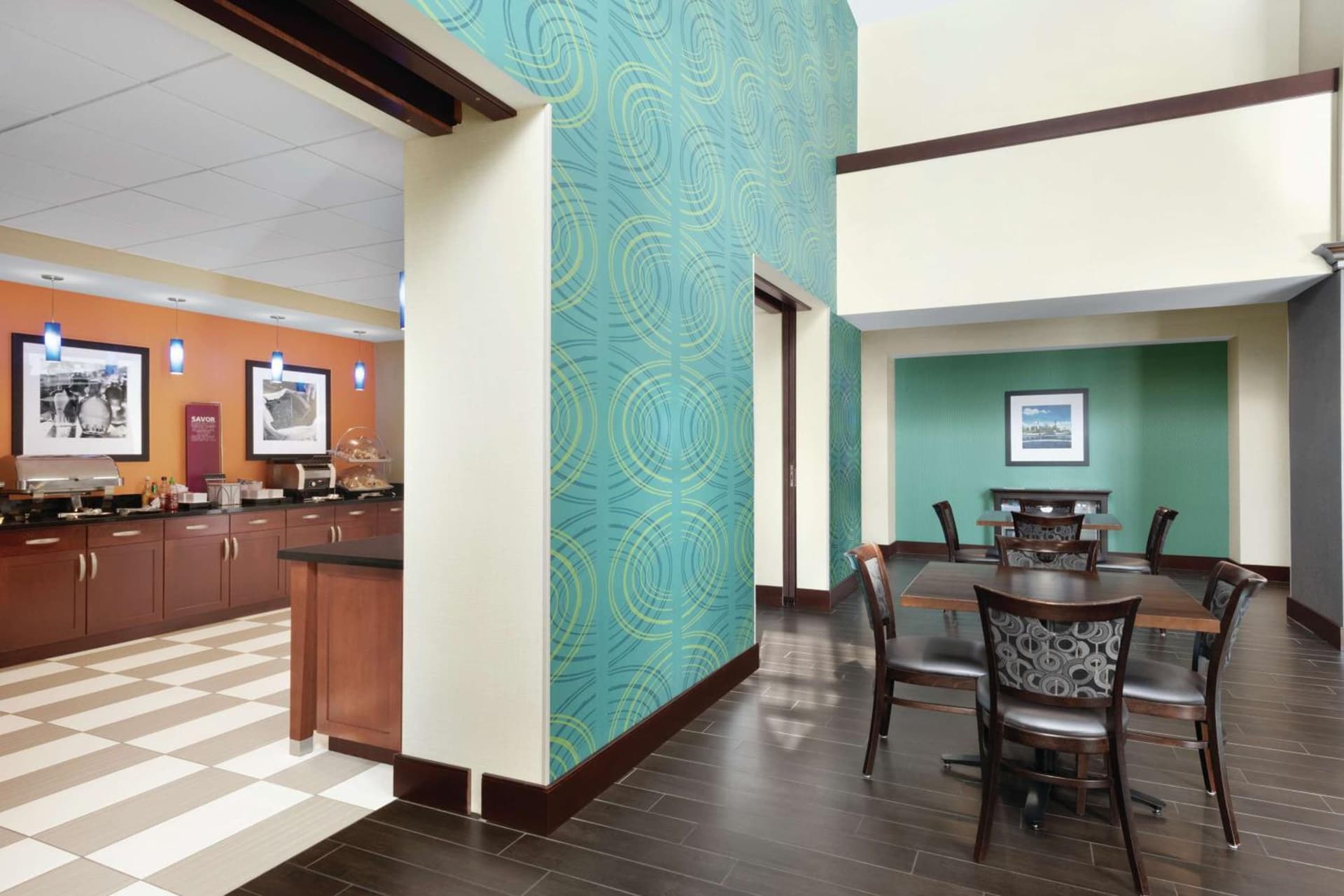 Hampton Inn & Suites Mishawaka/South Bend at Heritage Square gallery photo in South Bend, IN — image 29