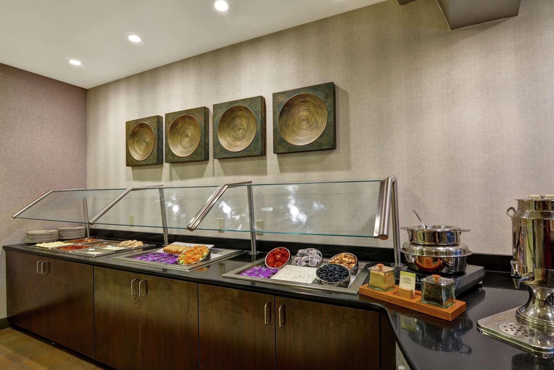 DoubleTree by Hilton Hotel Baton Rouge gallery photo in Baton Rouge, LA — image 28