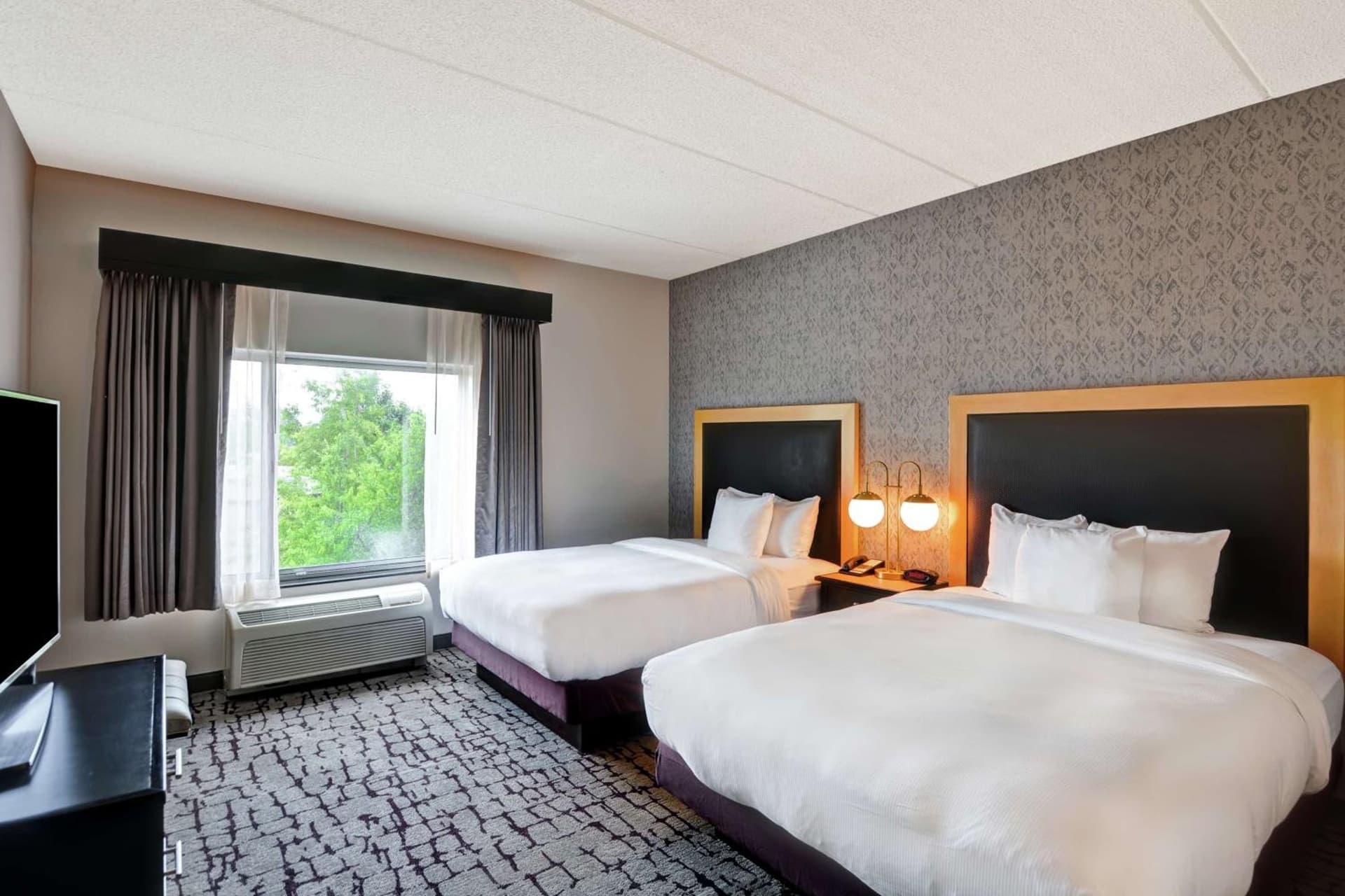 DoubleTree by Hilton Hotel Baton Rouge property views in Baton Rouge, LA — gallery photo 3