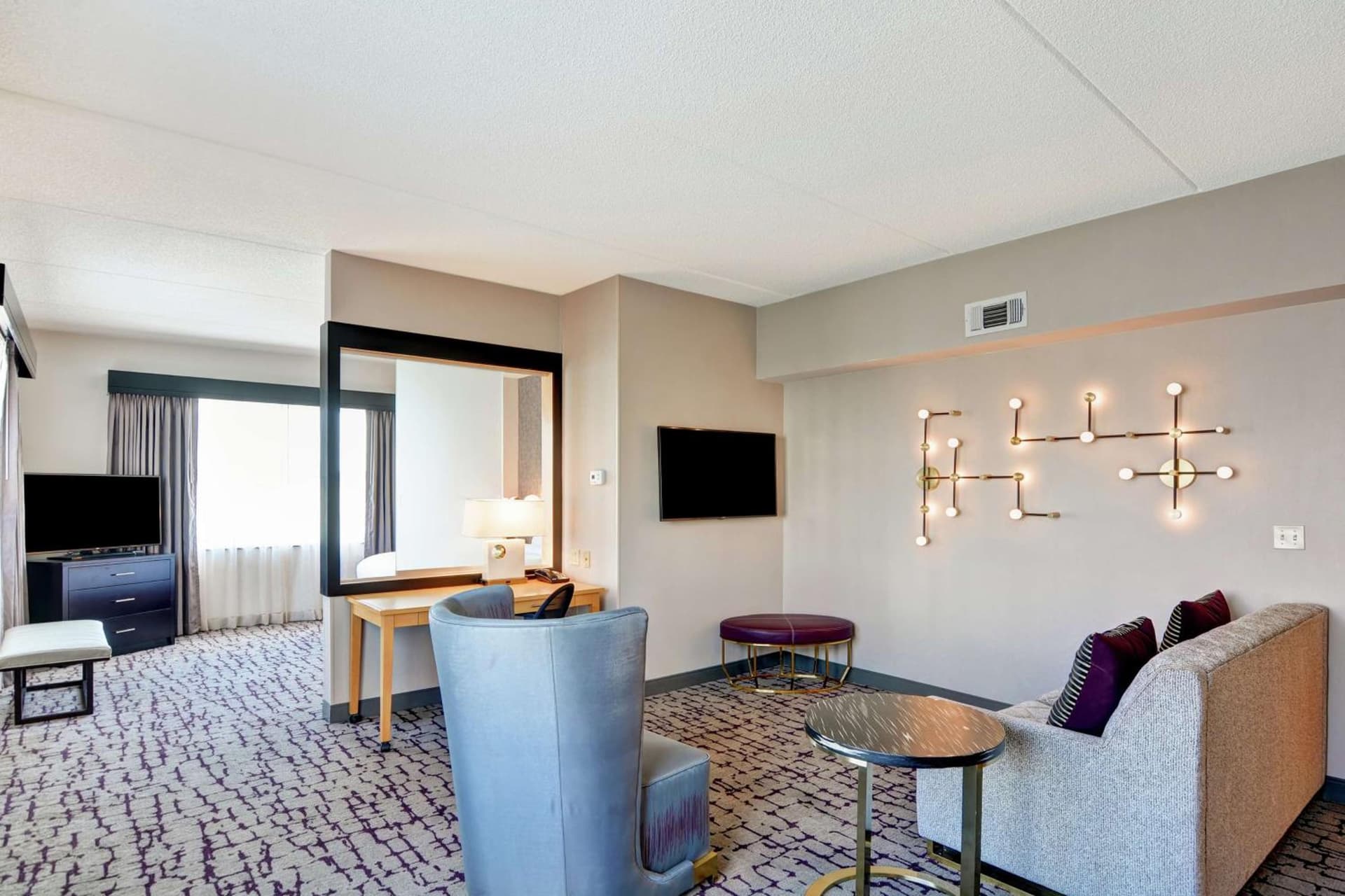 DoubleTree by Hilton Hotel Baton Rouge gallery photo in Baton Rouge, LA — image 24