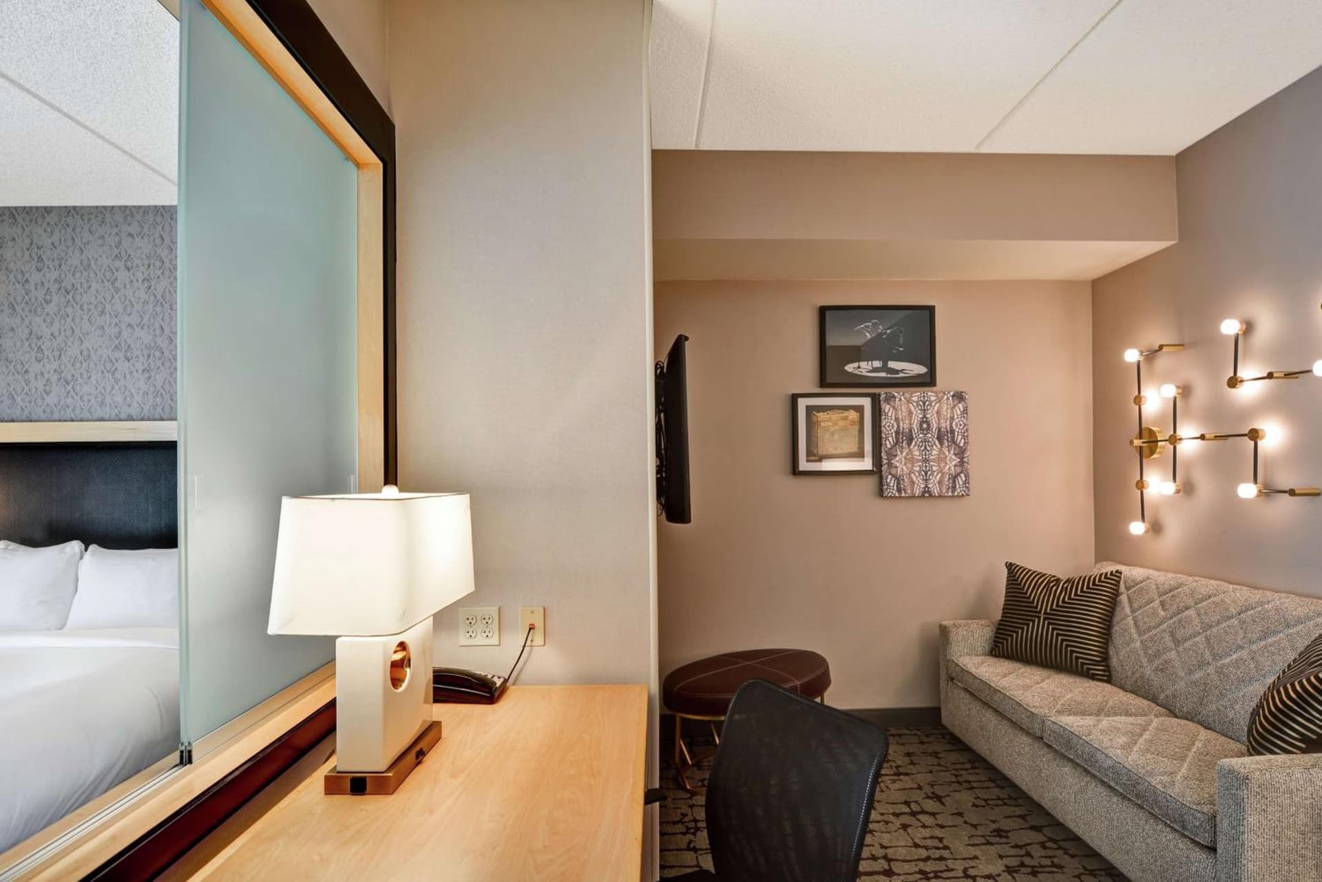 DoubleTree by Hilton Hotel Baton Rouge gallery photo in Baton Rouge, LA — image 23