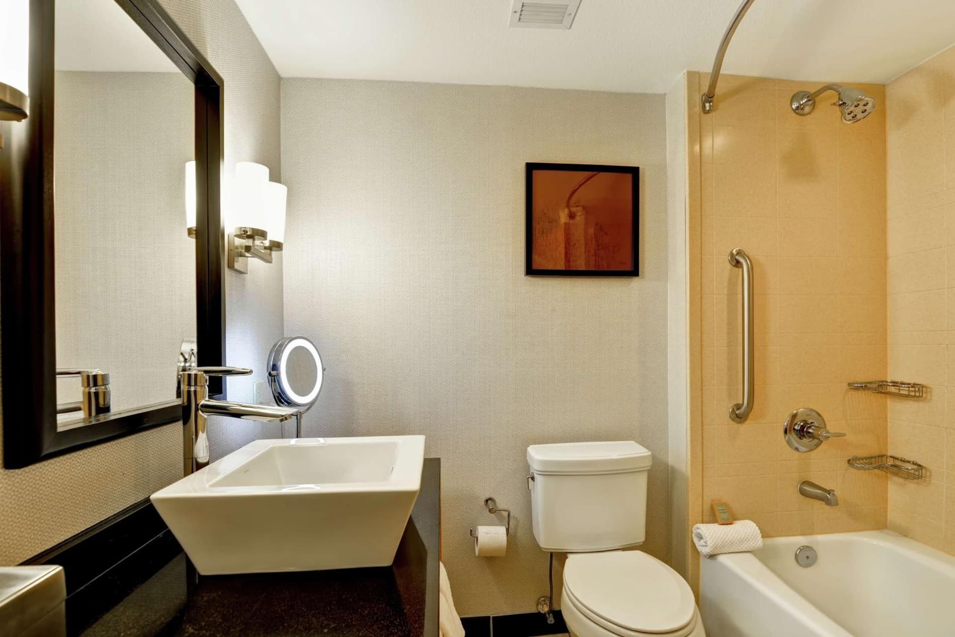 DoubleTree by Hilton Hotel Baton Rouge gallery photo in Baton Rouge, LA — image 14